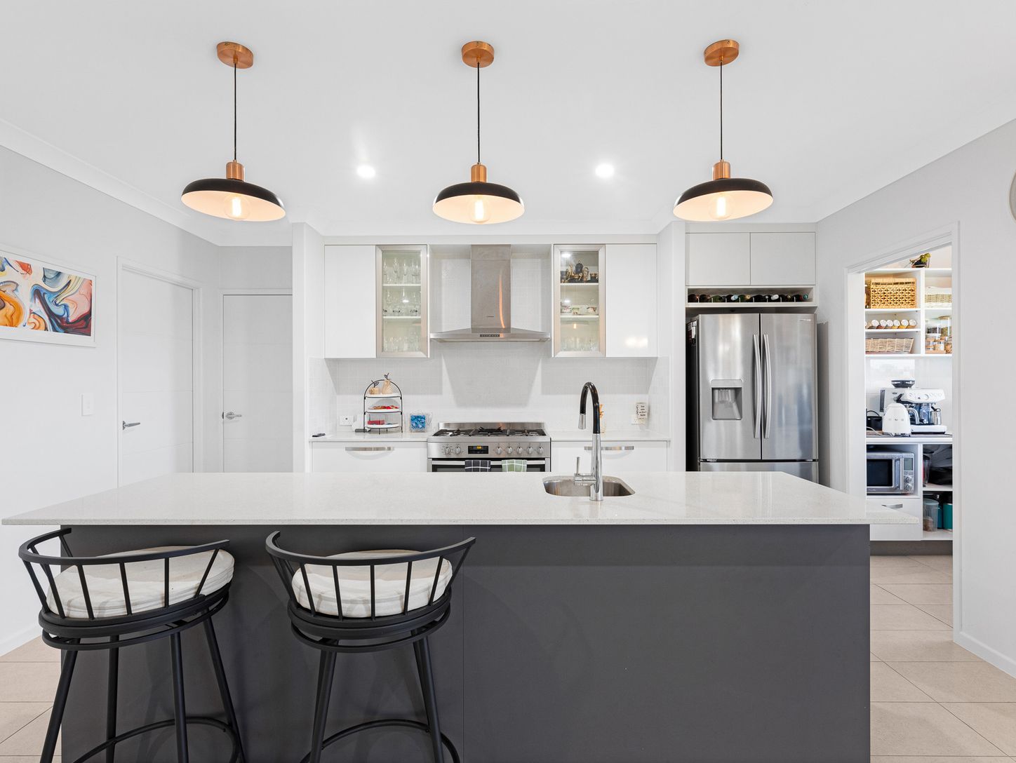 138-140 Cove Boulevard, RIVER HEADS, QLD 4655 AUS