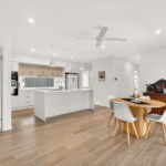 309/5 Serenity Drive, ELI WATERS, QLD 4655 AUS