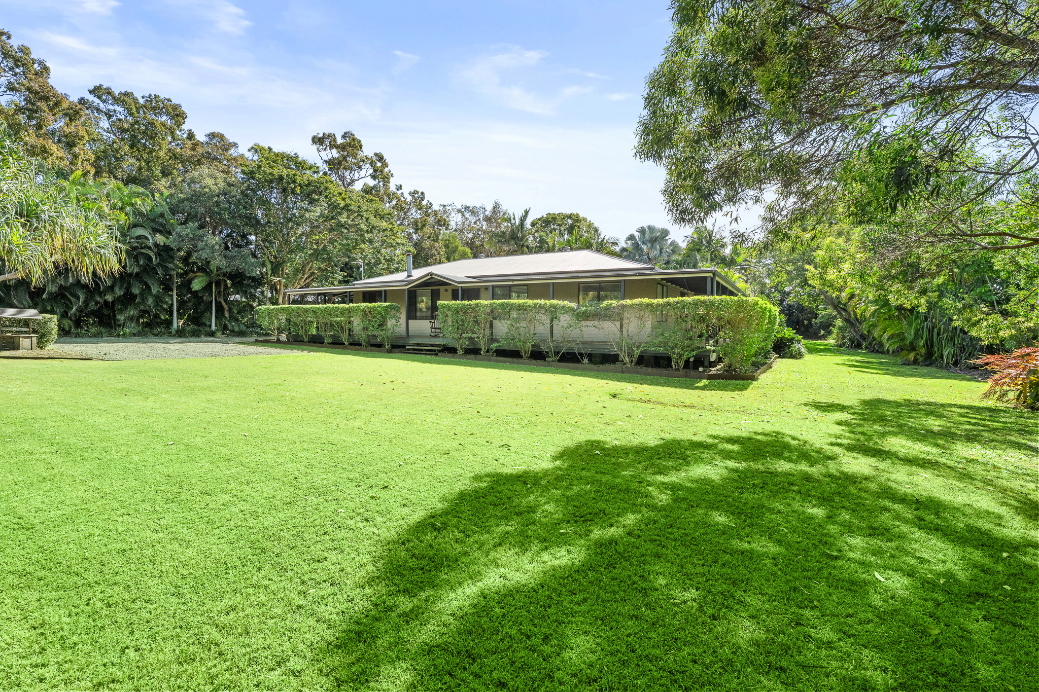 16-18 Mungara Court, WONDUNNA, QLD 4655 AUS