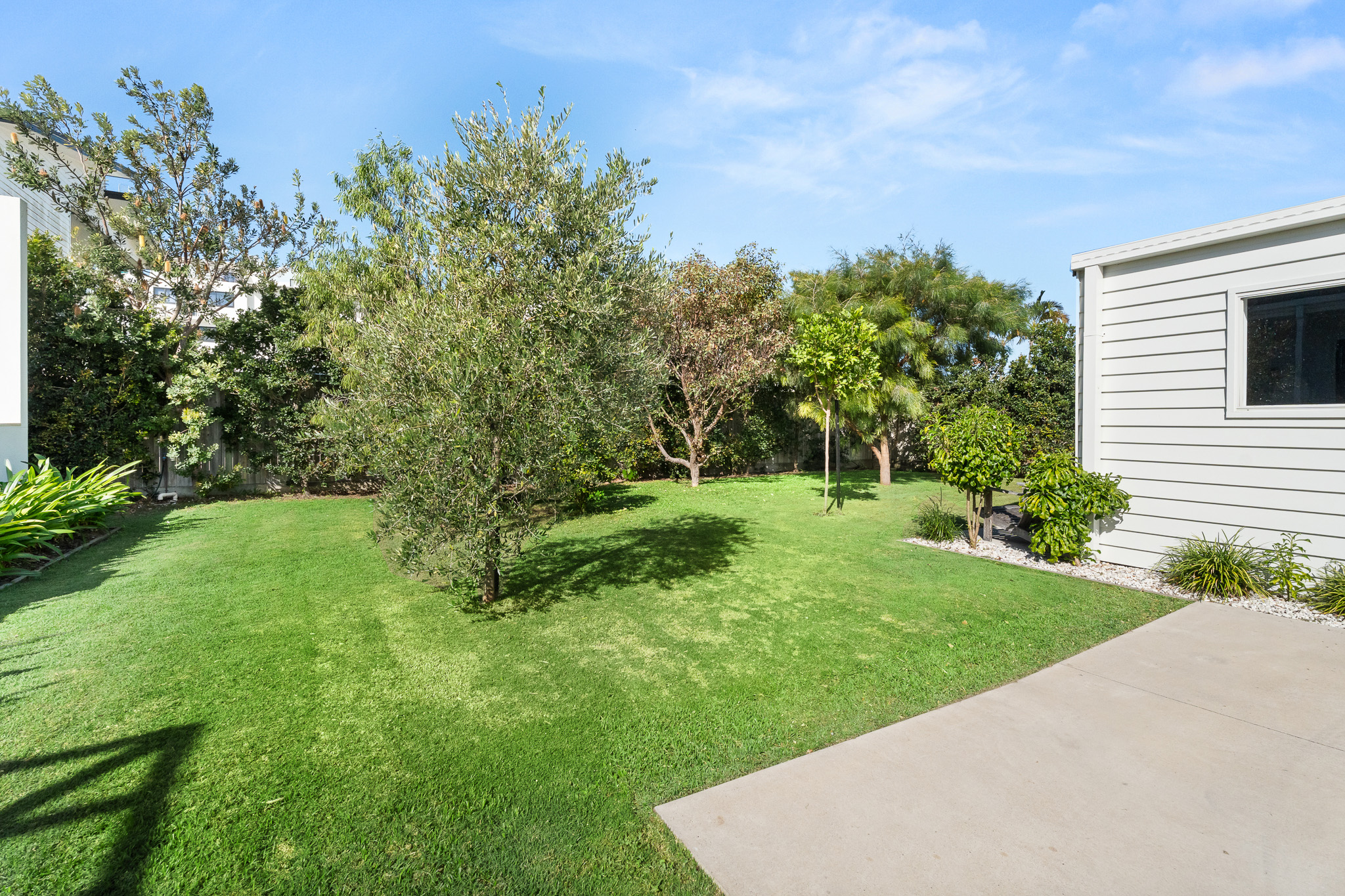 555 Esplanade, URANGAN, QLD 4655 AUS