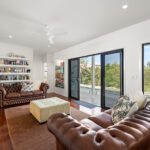 555 Esplanade, URANGAN, QLD 4655 AUS