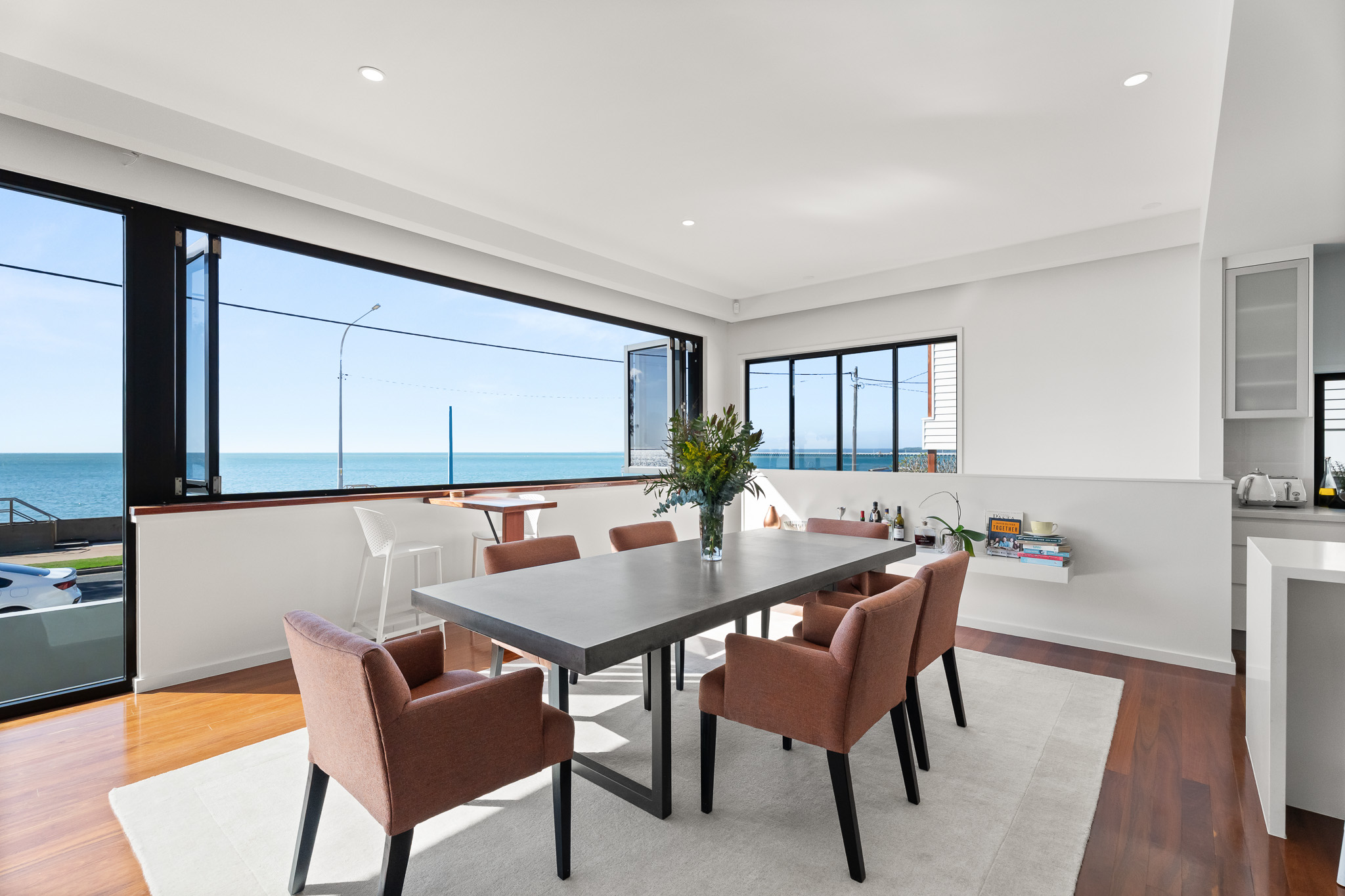 555 Esplanade, URANGAN, QLD 4655 AUS