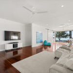 555 Esplanade, URANGAN, QLD 4655 AUS
