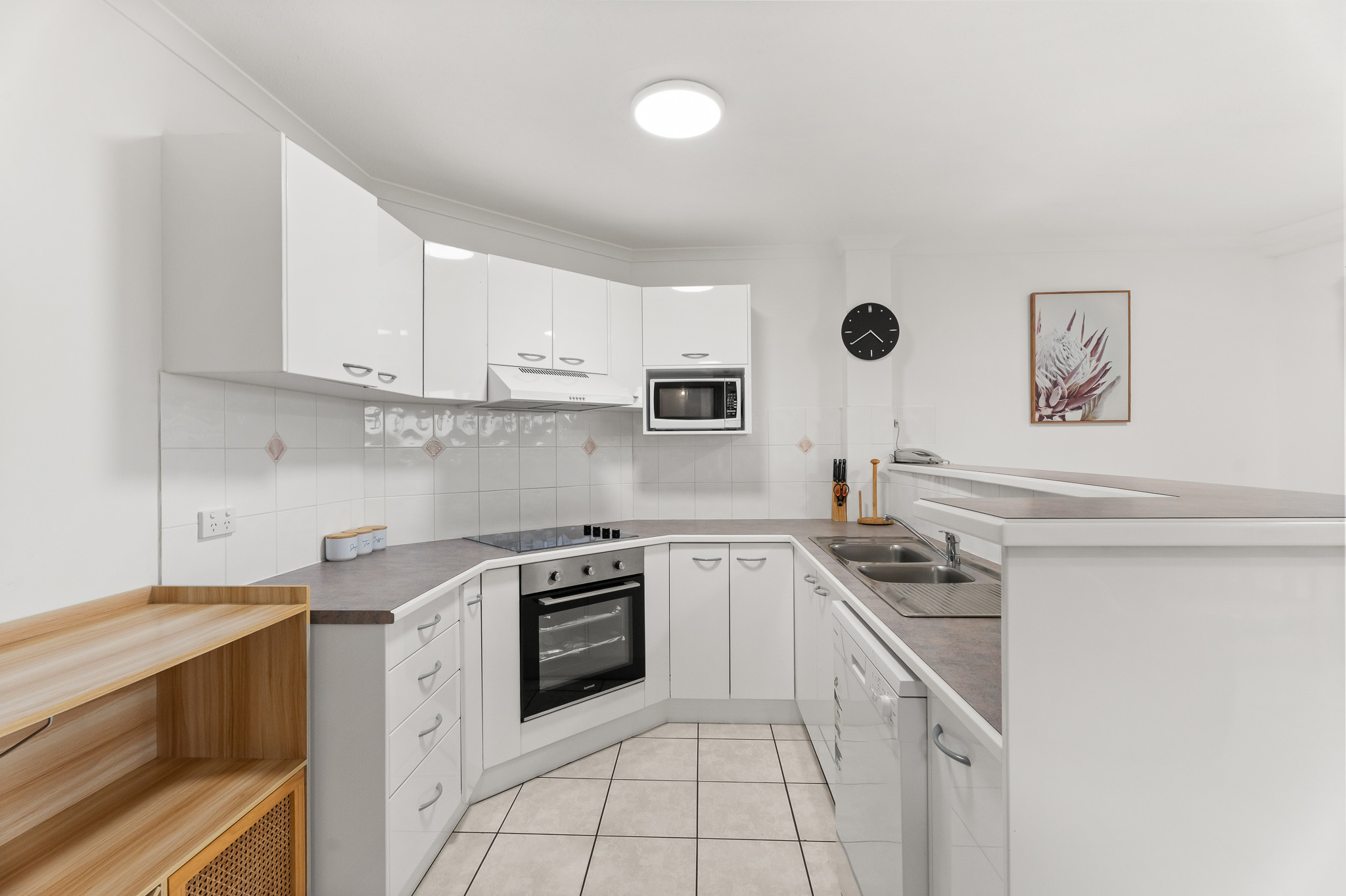 7/496 Esplanade, TORQUAY, QLD 4655 AUS
