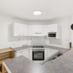 7/496 Esplanade, TORQUAY, QLD 4655 AUS