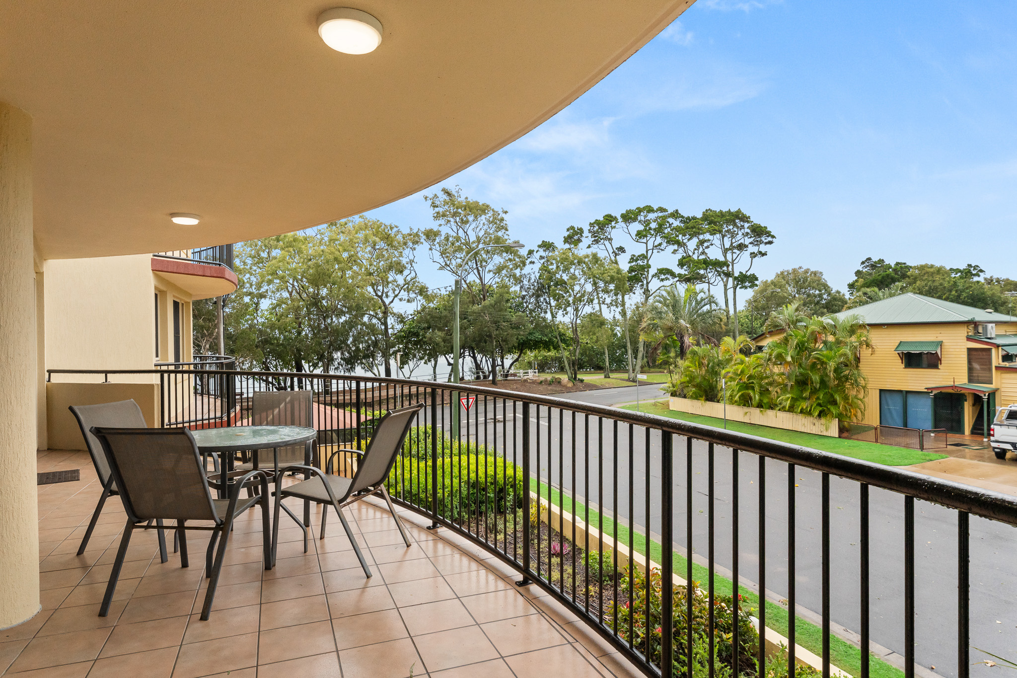 7/496 Esplanade, TORQUAY, QLD 4655 AUS