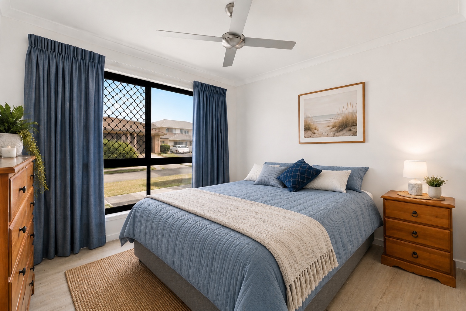 15 Bonavista Way, ELI WATERS, QLD 4655 AUS