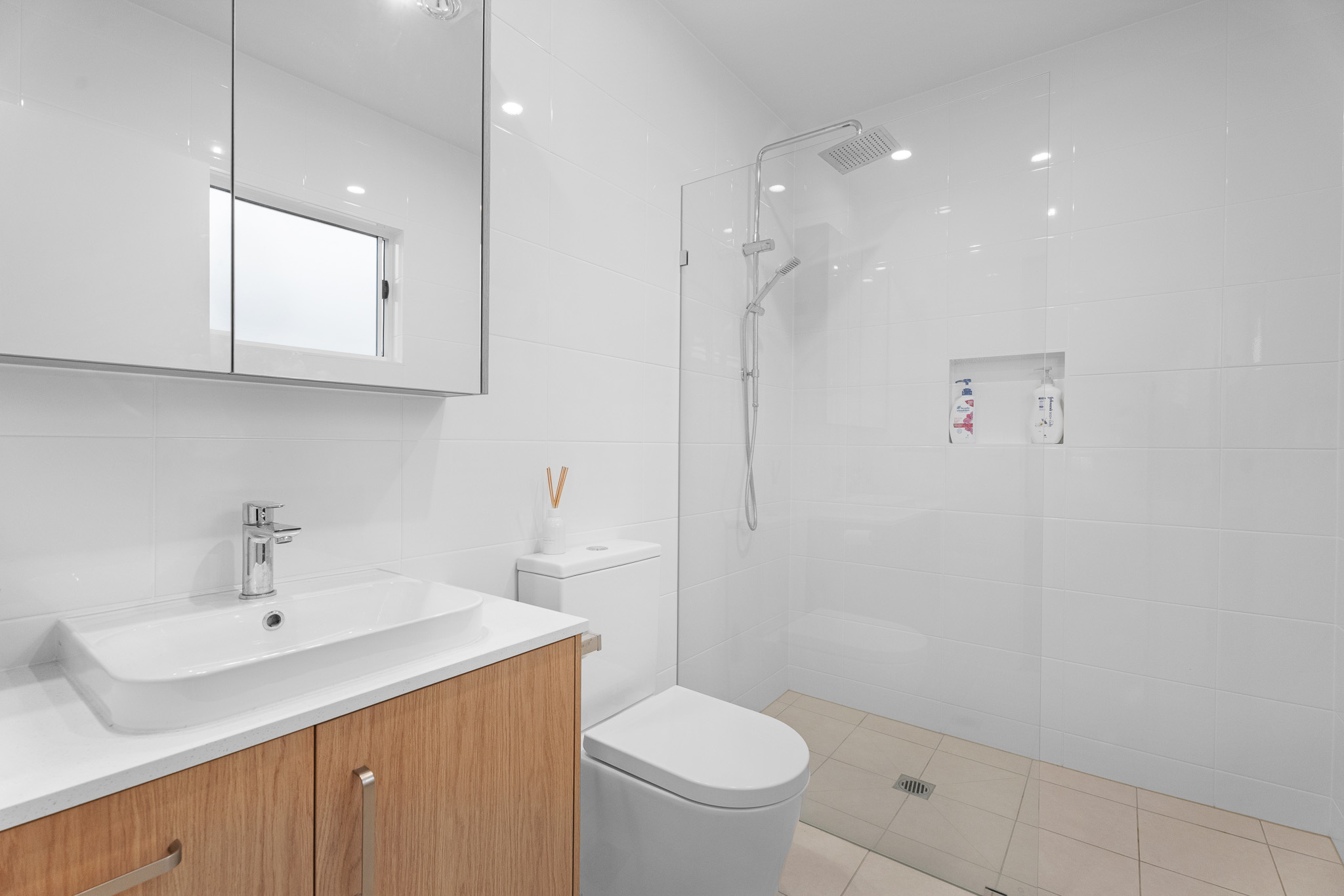 64/5 Serenity Drive, ELI WATERS, QLD 4655 AUS
