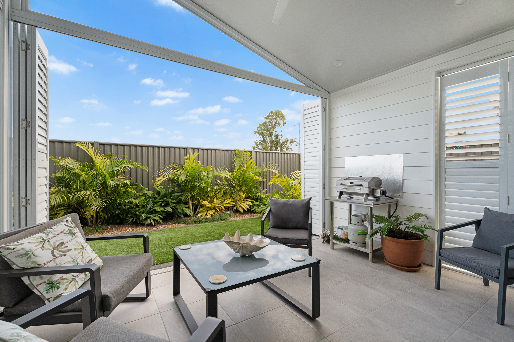 64/5 Serenity Drive, ELI WATERS, QLD 4655 AUS