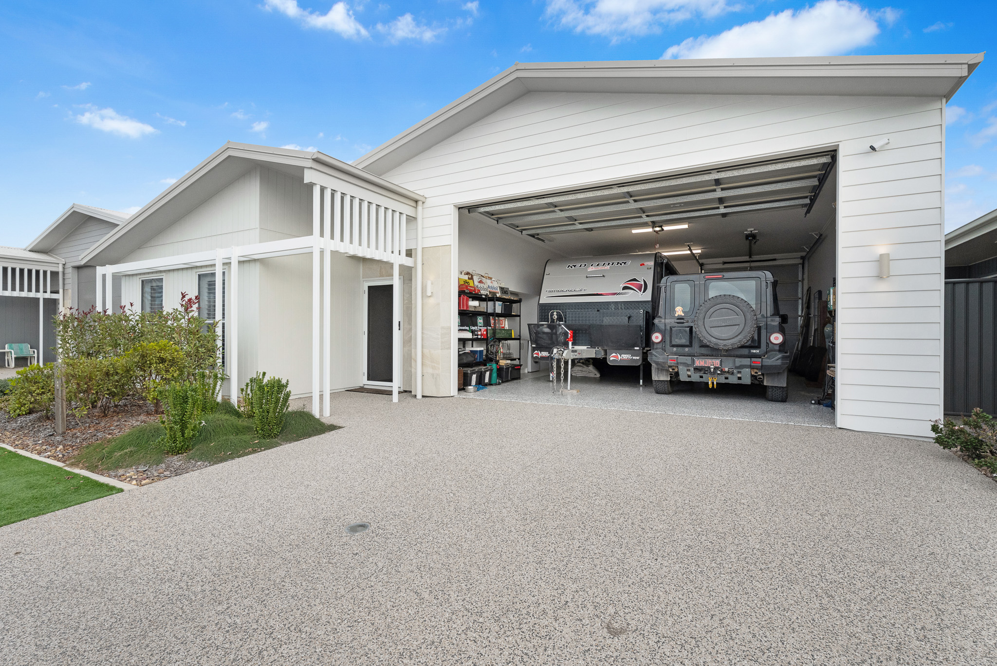 64/5 Serenity Drive, ELI WATERS, QLD 4655 AUS
