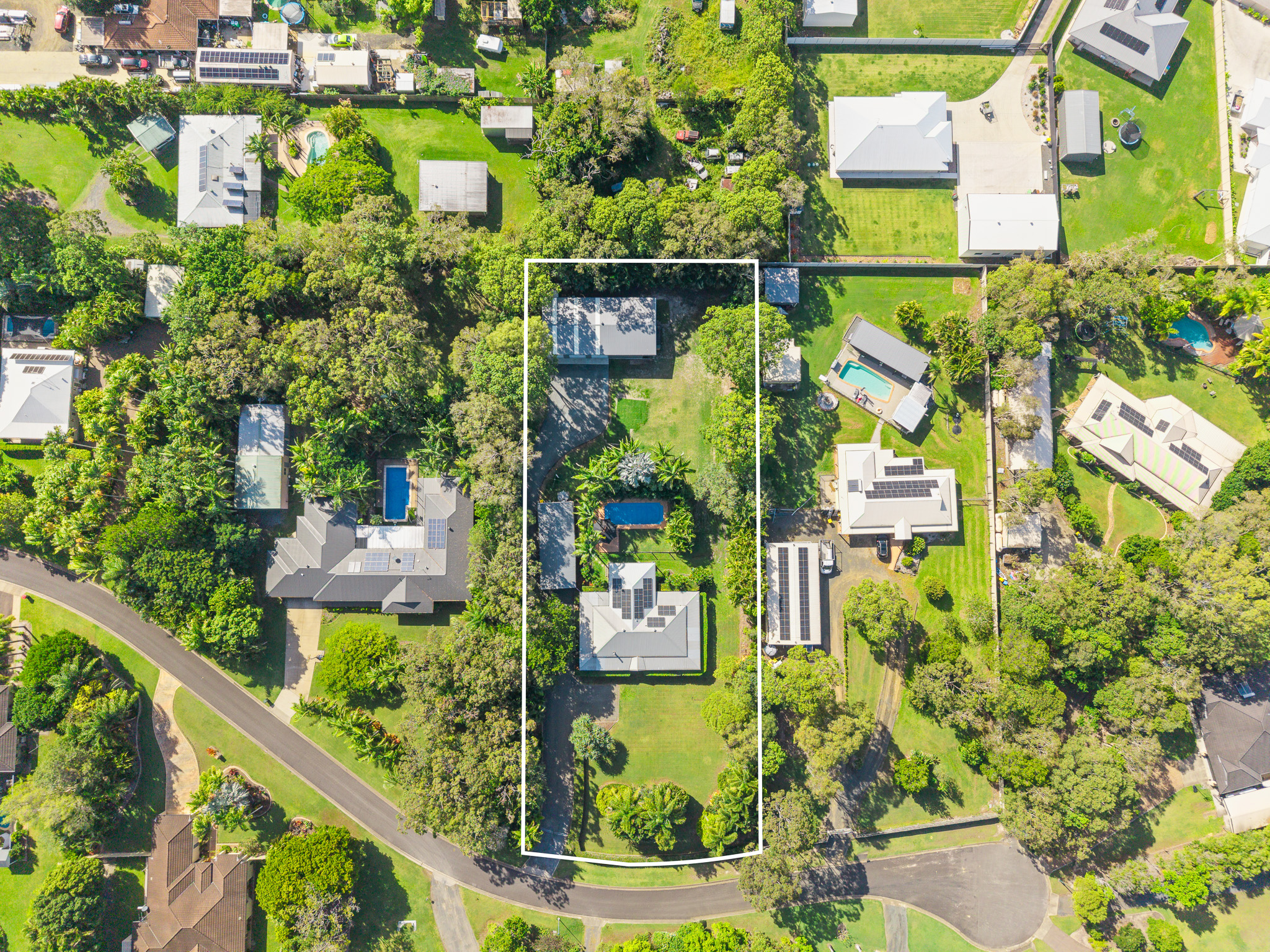 16-18 Mungara Court, WONDUNNA, QLD 4655 AUS