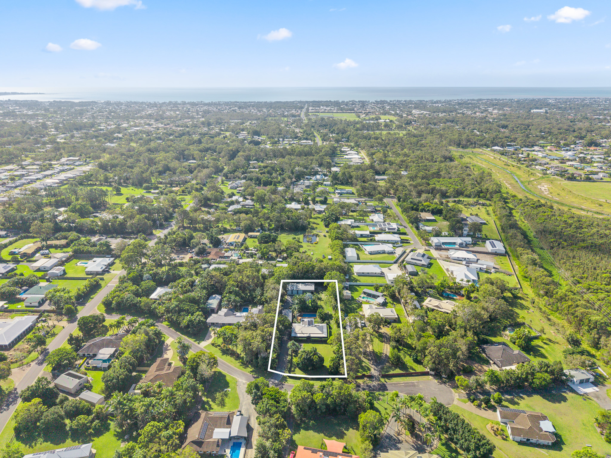 16-18 Mungara Court, WONDUNNA, QLD 4655 AUS