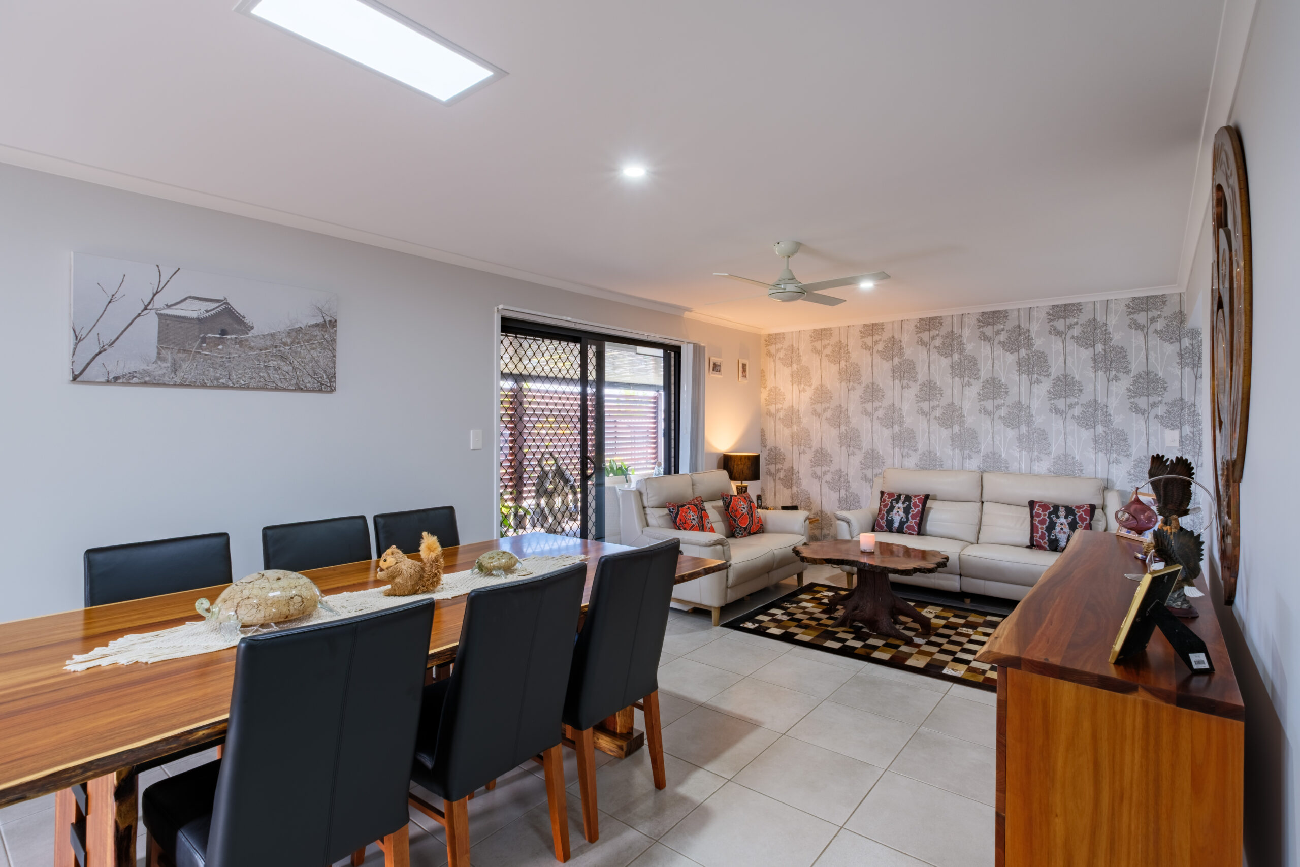 2 Waterside Way, ELI WATERS, QLD 4655 AUS