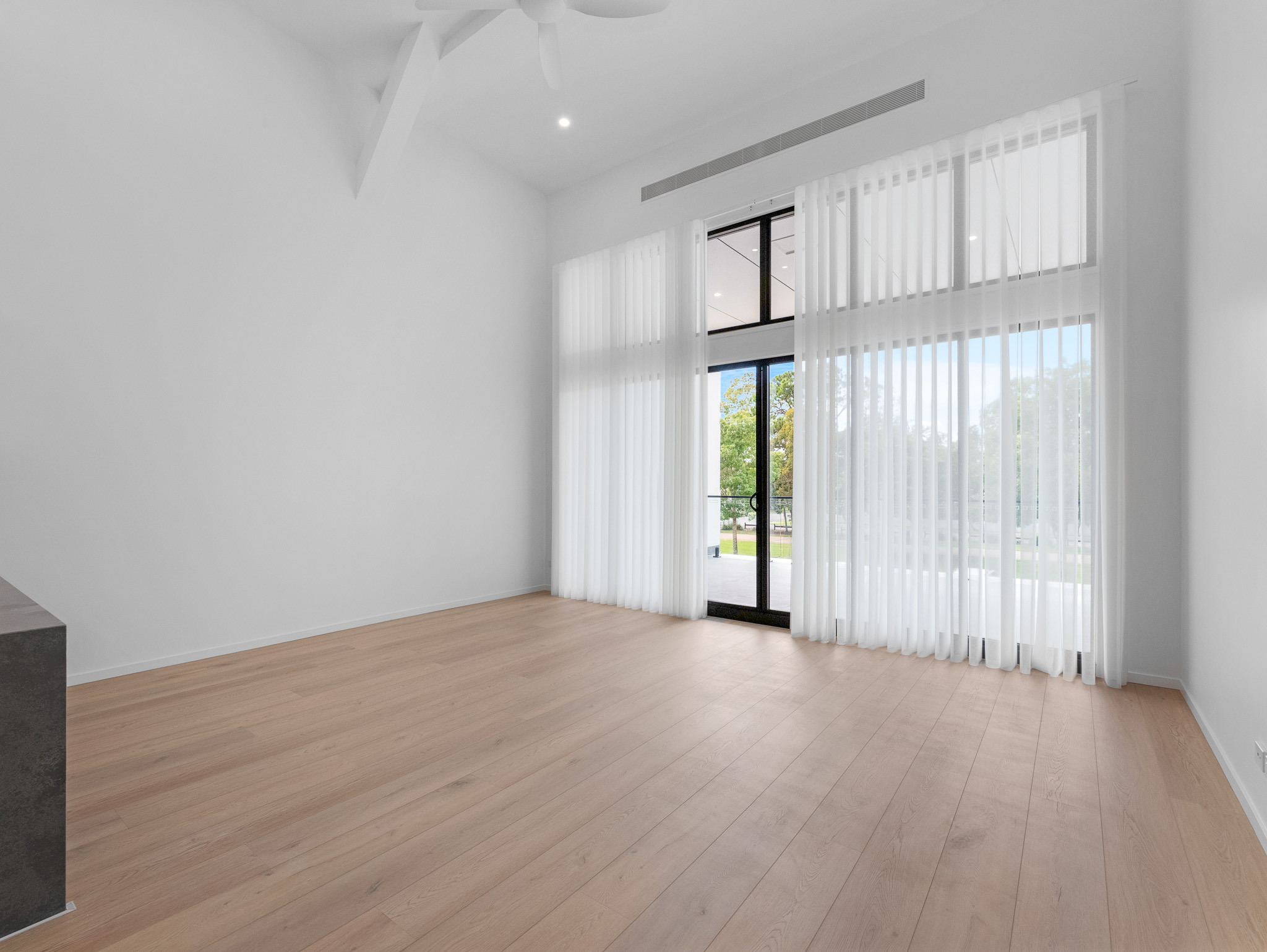 16/8-10 Pier Street, URANGAN, QLD 4655 AUS