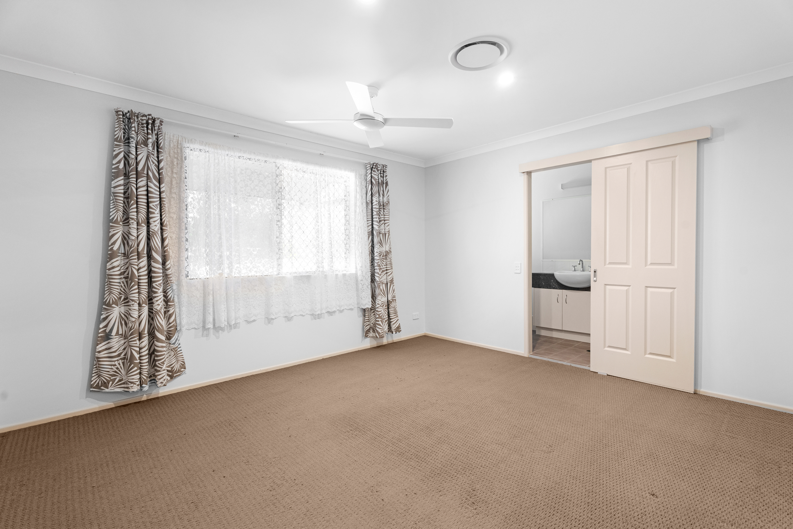 7/30 East Street, SCARNESS, QLD 4655 AUS