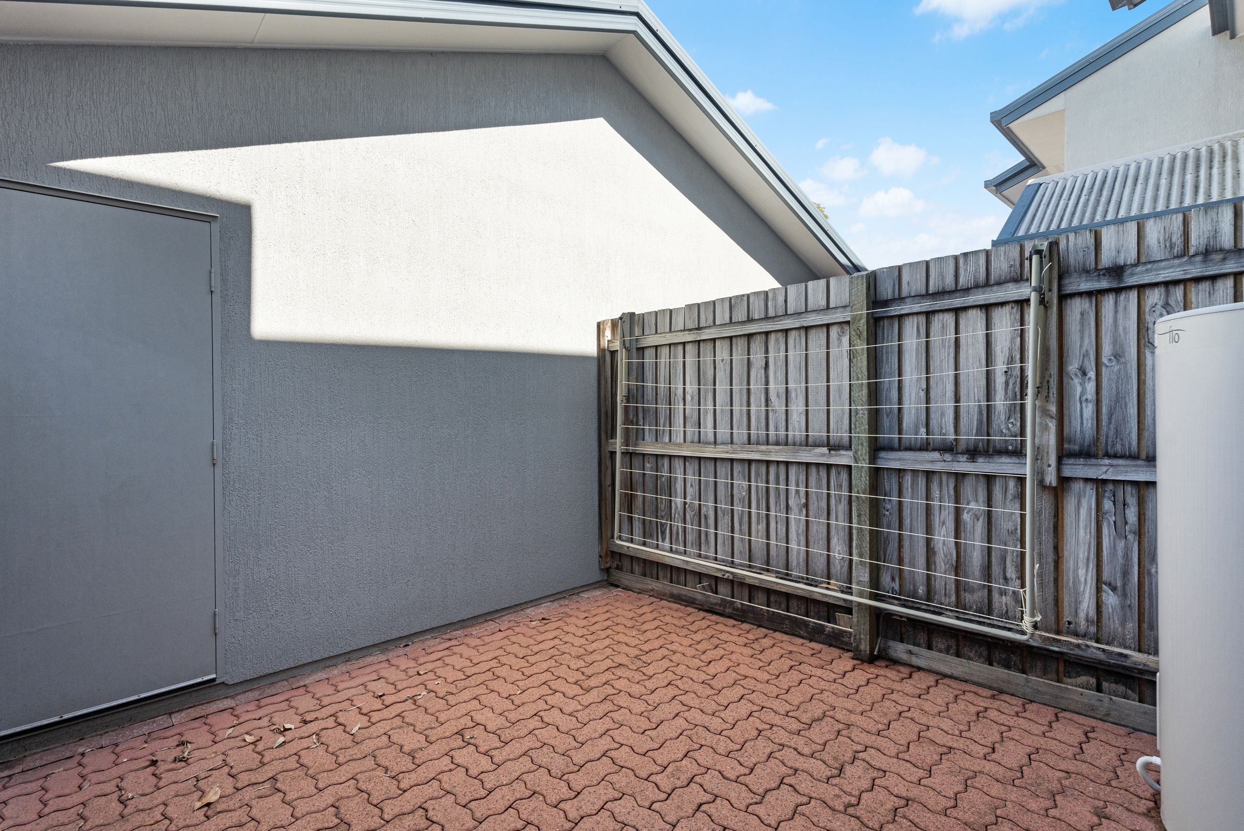 7/30 East Street, SCARNESS, QLD 4655 AUS