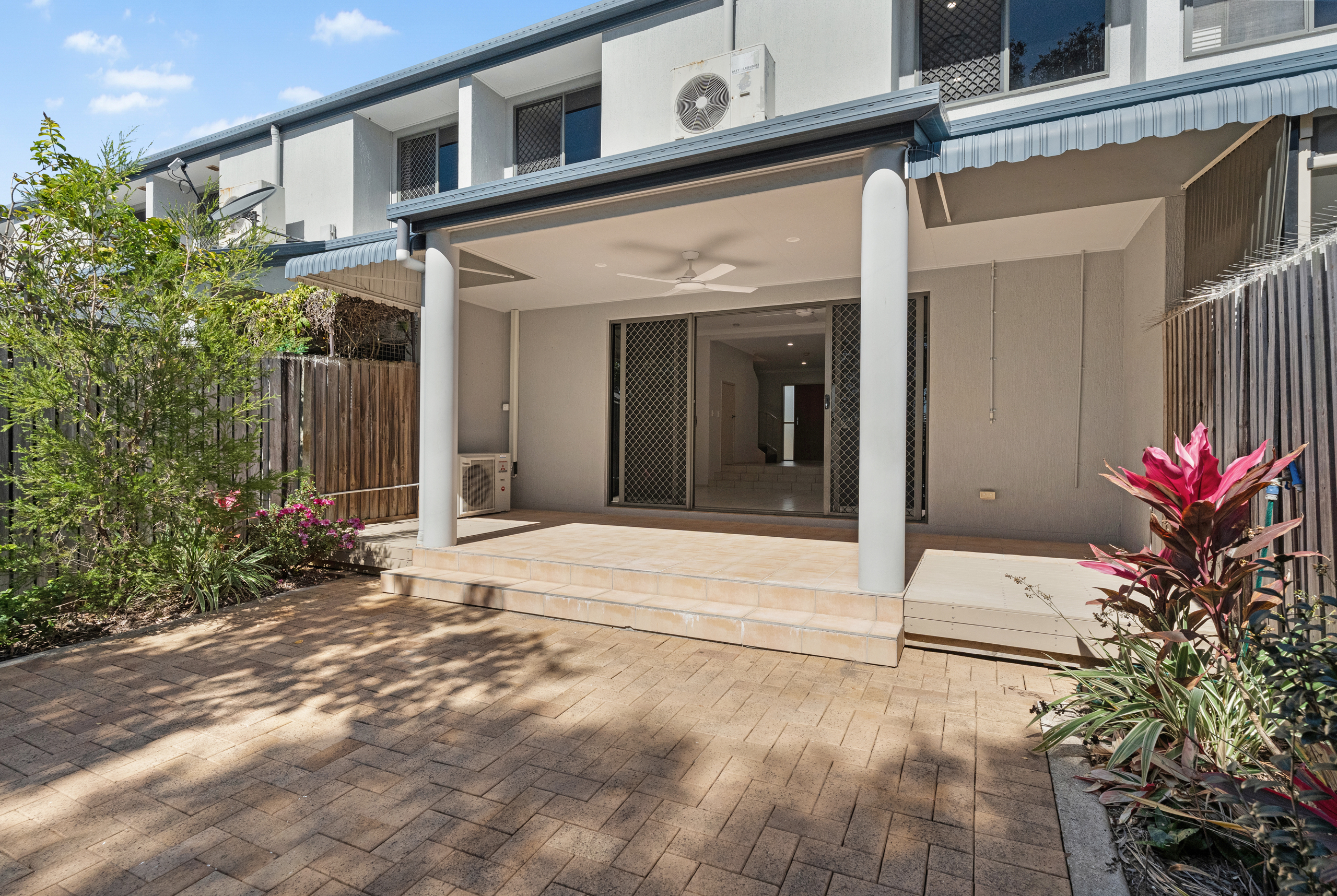 7/30 East Street, SCARNESS, QLD 4655 AUS