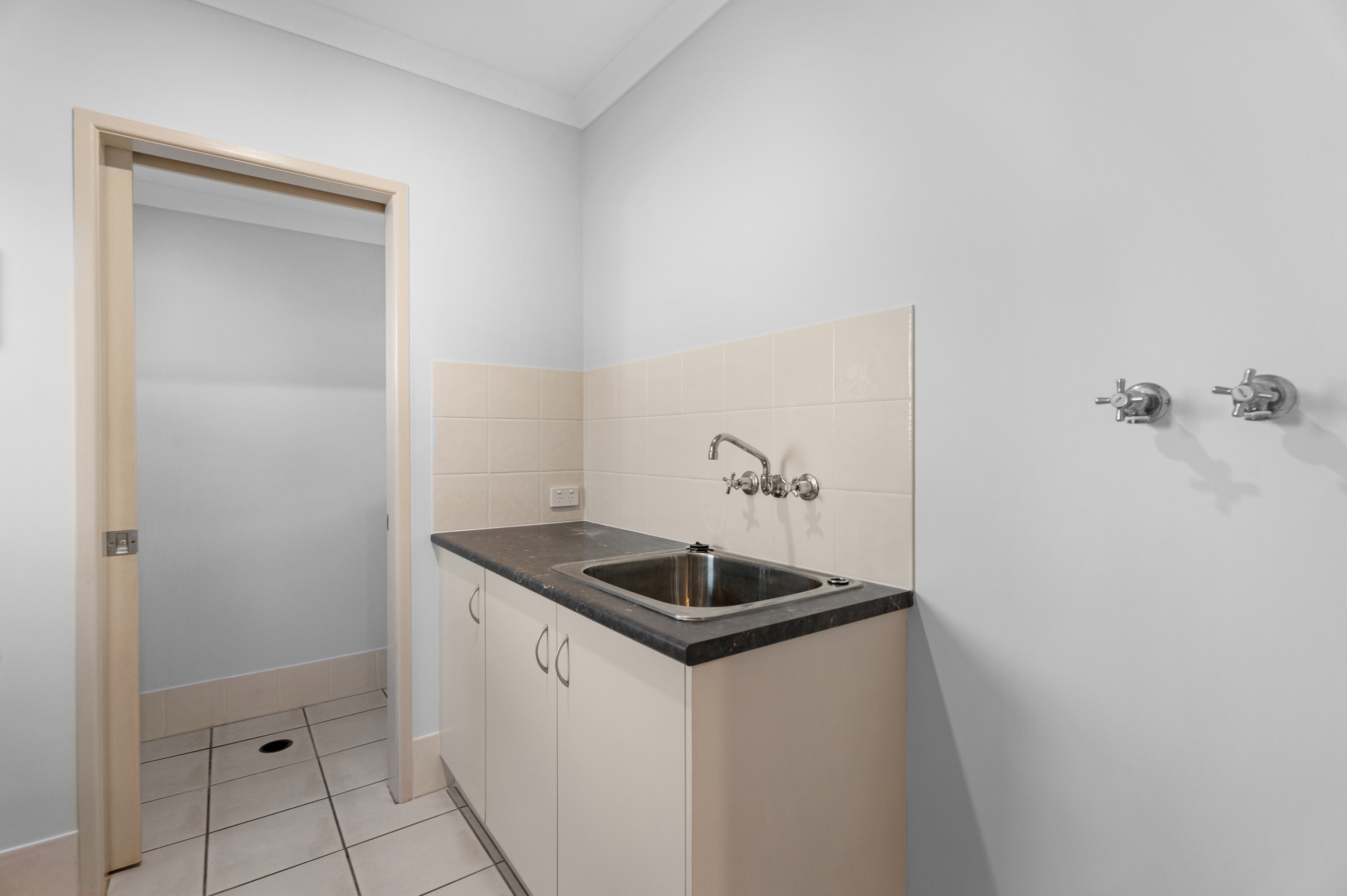 7/30 East Street, SCARNESS, QLD 4655 AUS