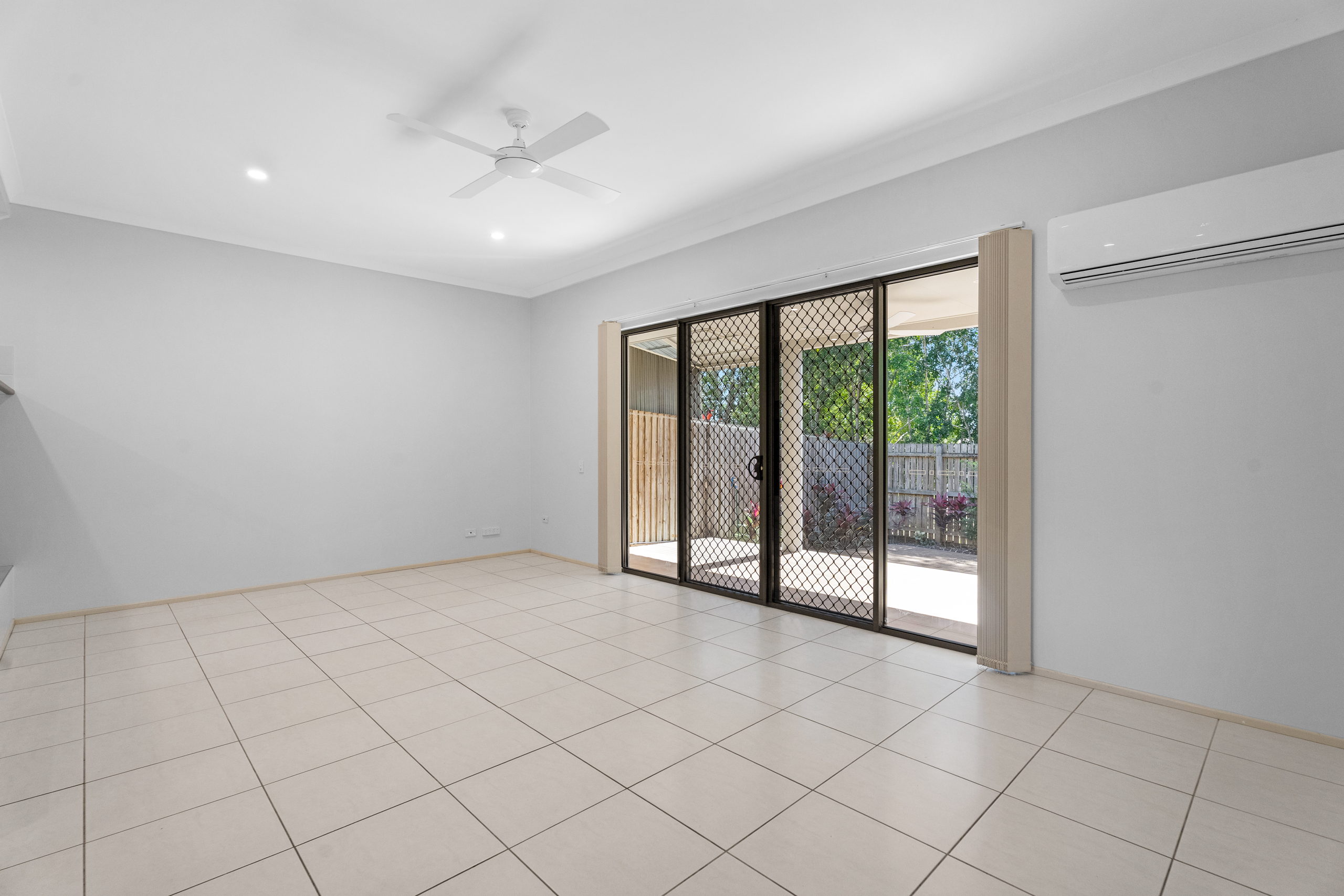 7/30 East Street, SCARNESS, QLD 4655 AUS