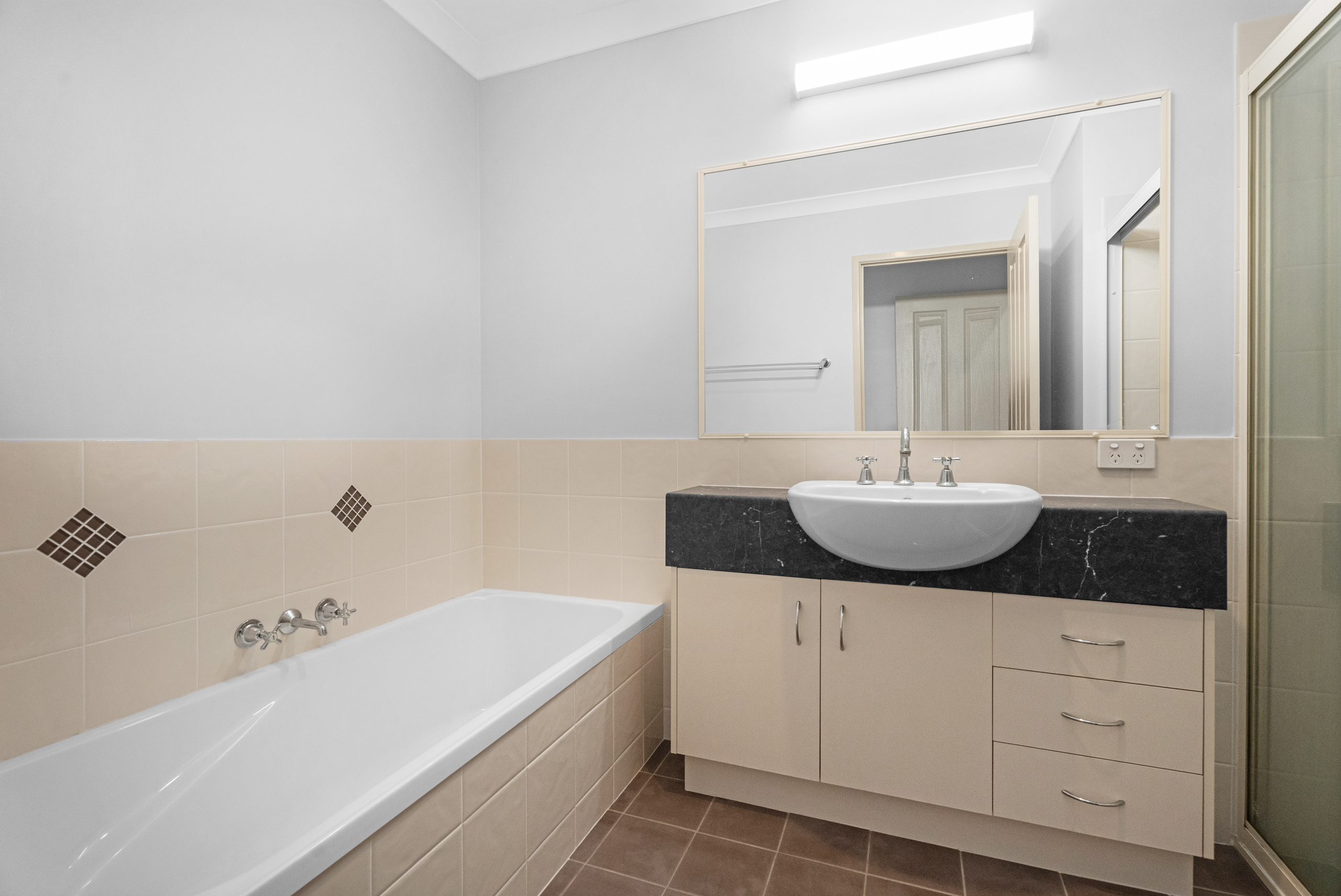 7/30 East Street, SCARNESS, QLD 4655 AUS