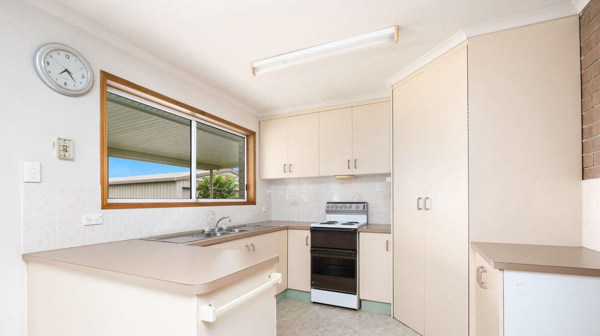 6 Porter Street, POINT VERNON, QLD 4655 AUS