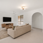 190 Lower Mountain Road, DUNDOWRAN, QLD 4655 AUS