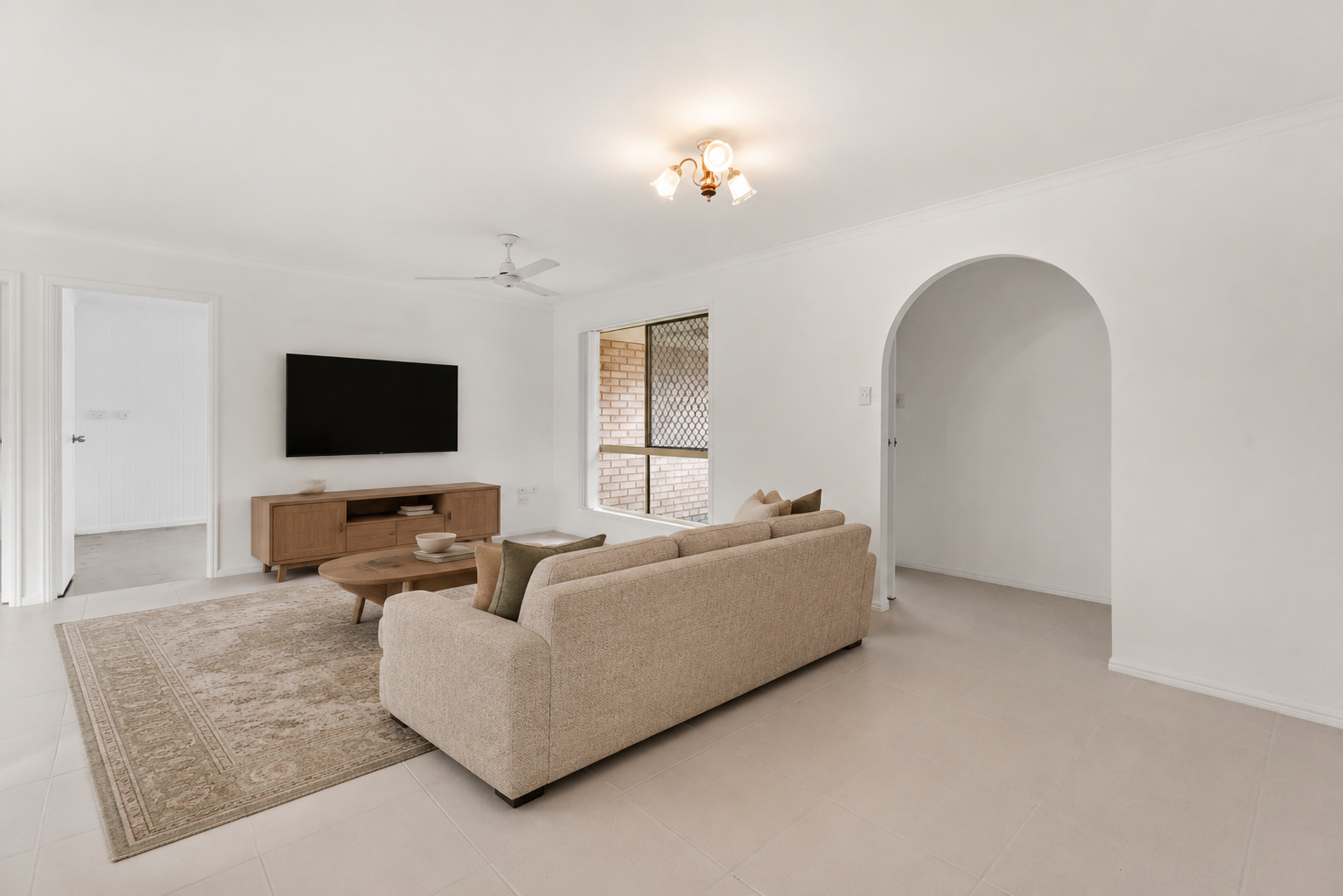 190 Lower Mountain Road, DUNDOWRAN, QLD 4655 AUS