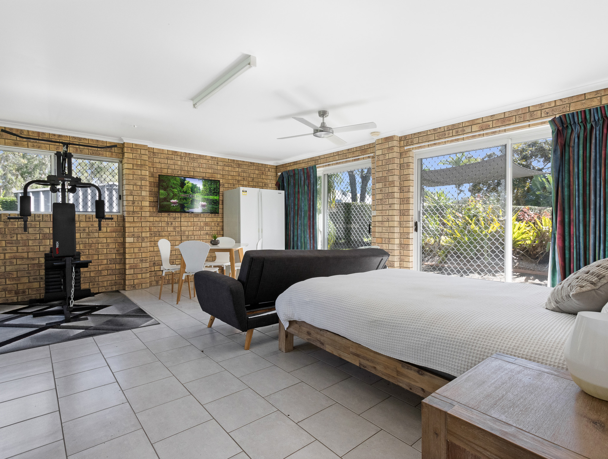 8 Kauri Court, DUNDOWRAN BEACH, QLD 4655 AUS
