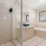 8 Kauri Court, DUNDOWRAN BEACH, QLD 4655 AUS