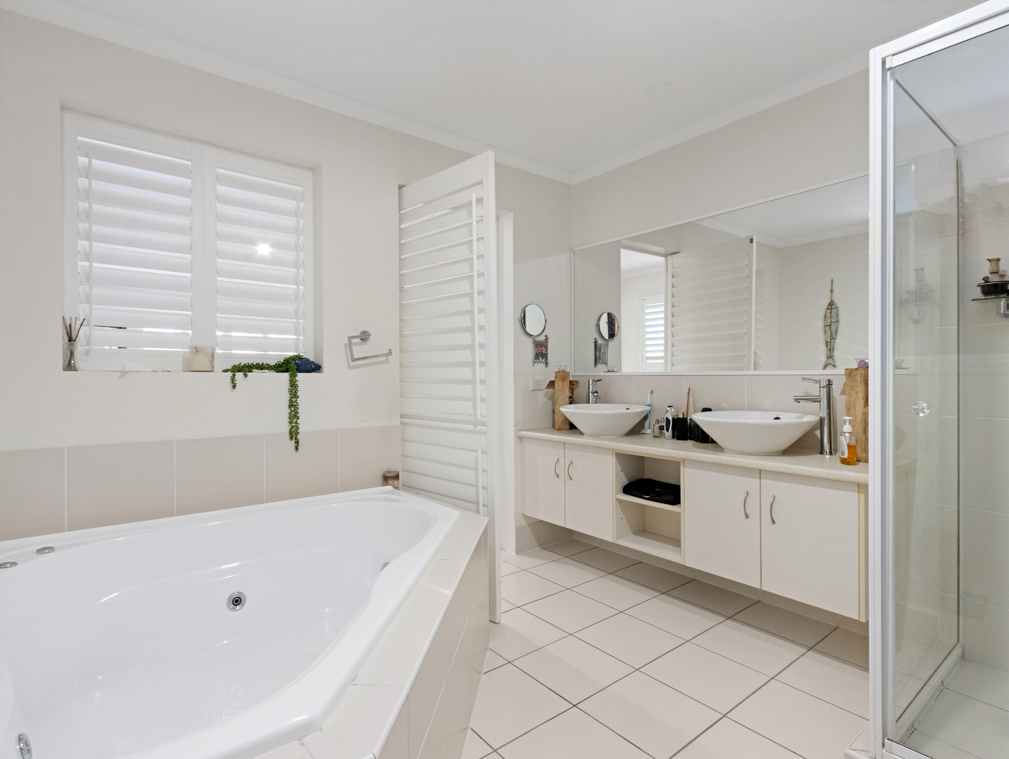 8 Kauri Court, DUNDOWRAN BEACH, QLD 4655 AUS