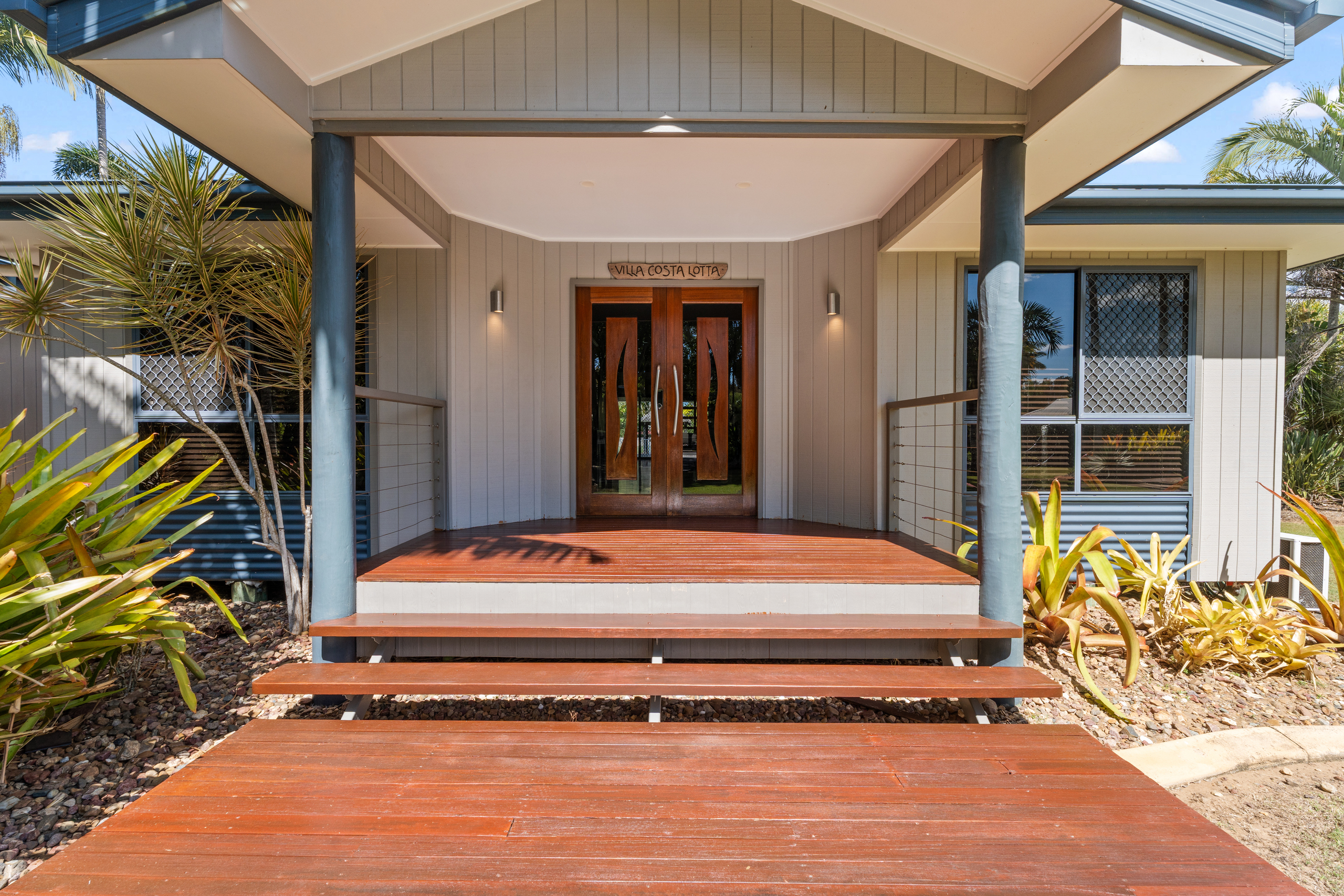 8 Kauri Court, DUNDOWRAN BEACH, QLD 4655 AUS