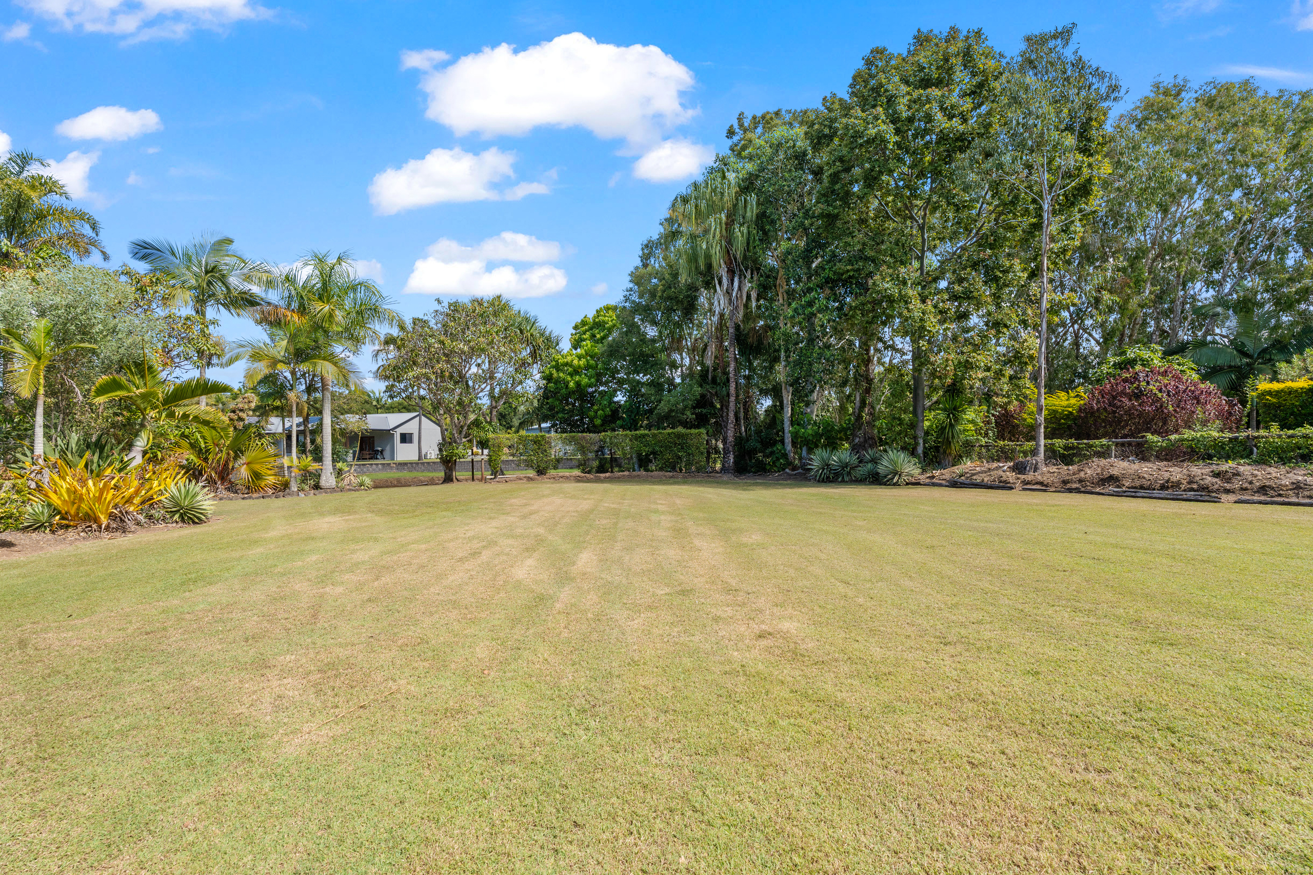 8 Kauri Court, DUNDOWRAN BEACH, QLD 4655 AUS