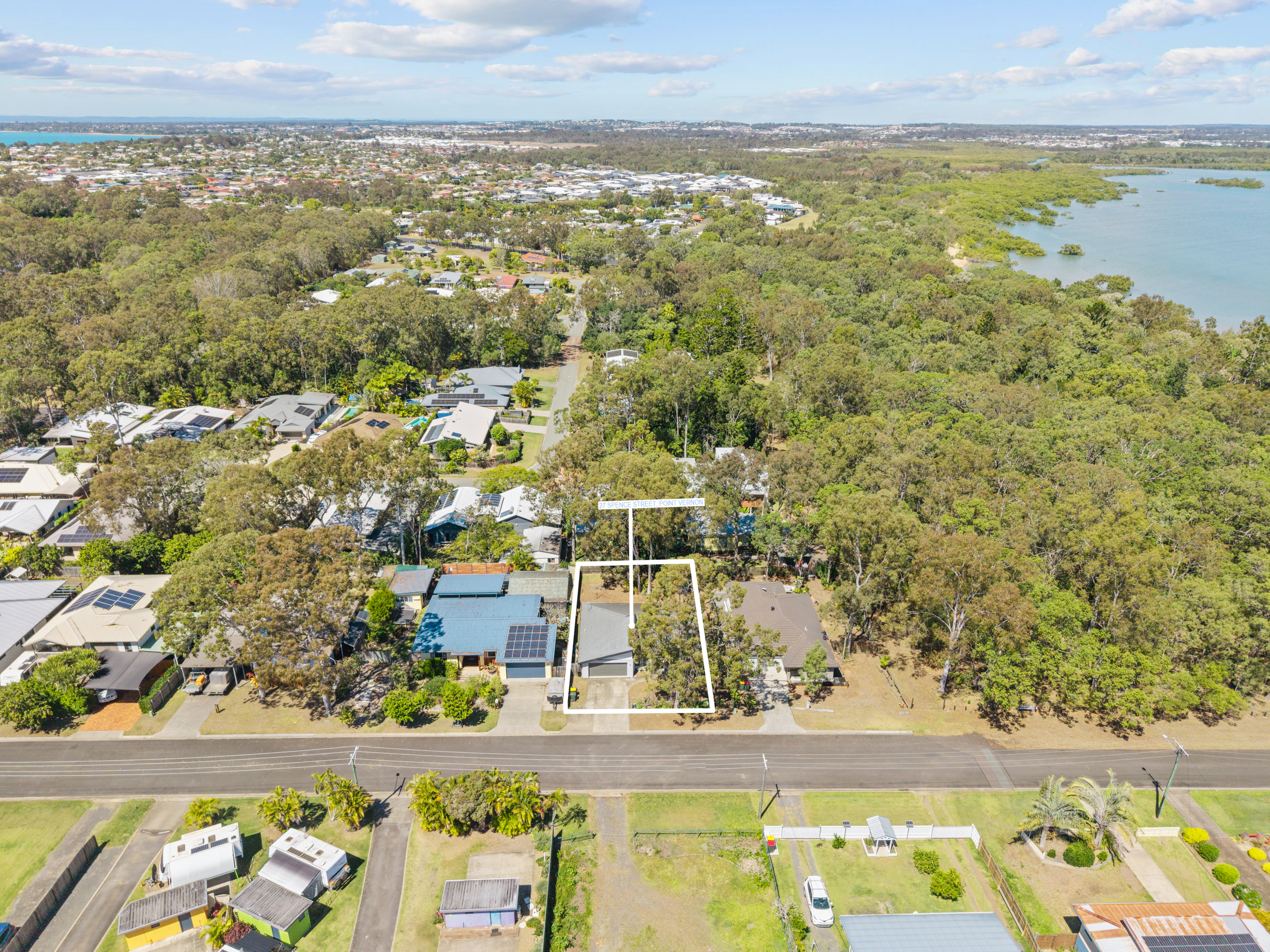 27 Spence Street, POINT VERNON, QLD 4655 AUS
