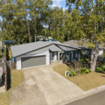 27 Spence Street, POINT VERNON, QLD 4655 AUS
