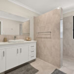 8 View Street, TORQUAY, QLD 4655 AUS