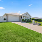 17 Yaringa Avenue, PIALBA, QLD 4655 AUS