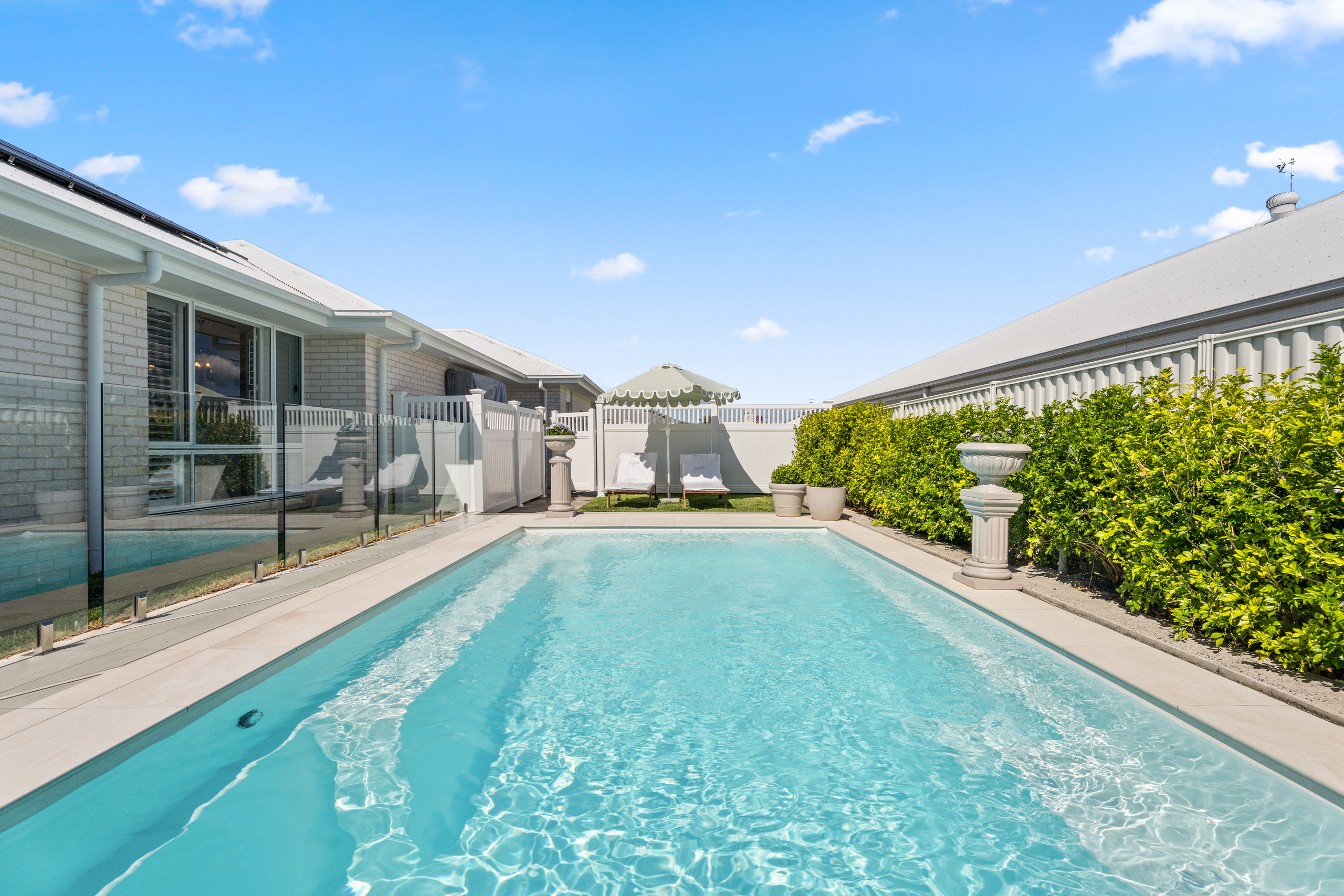 17 Yaringa Avenue, PIALBA, QLD 4655 AUS