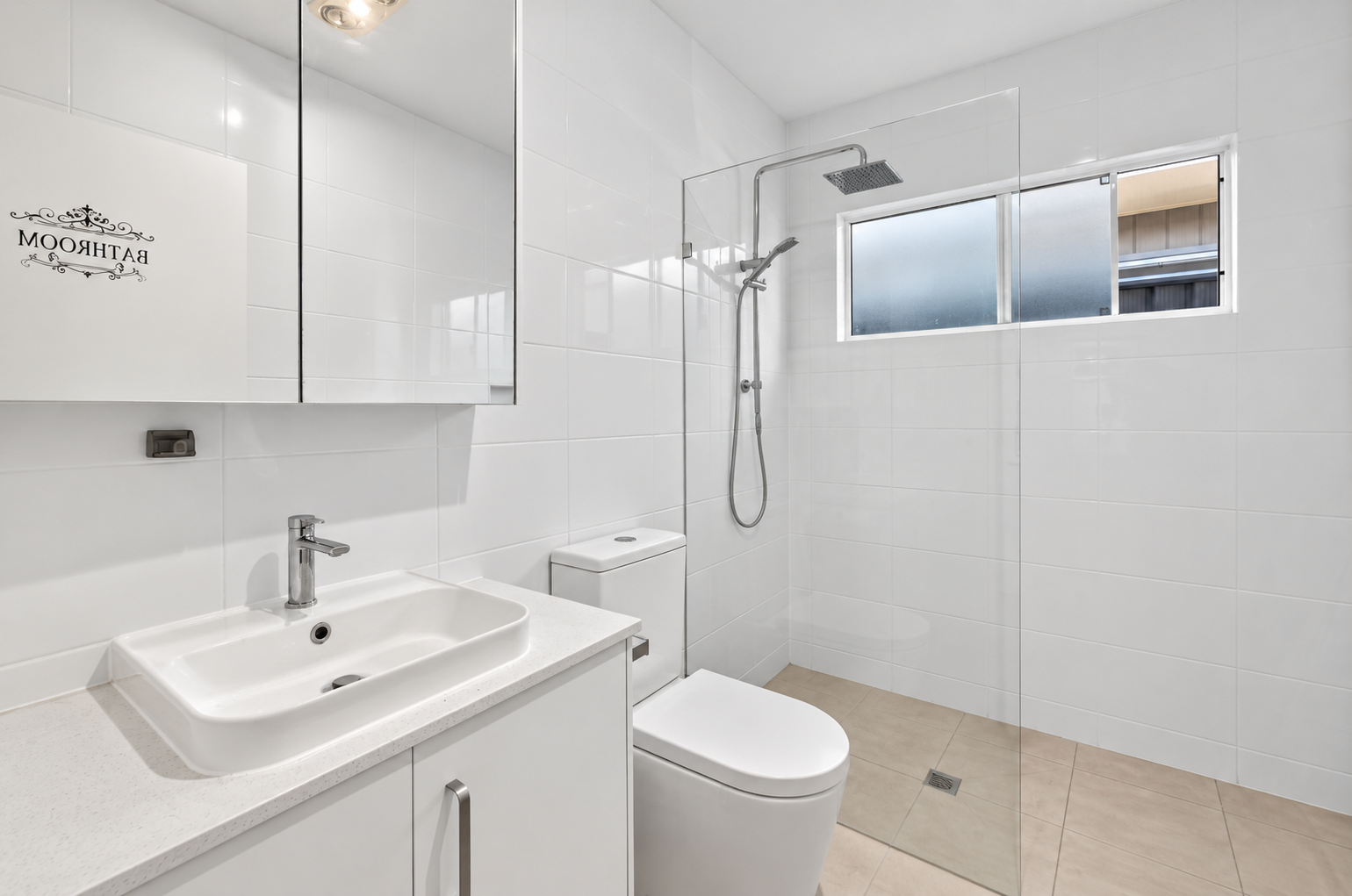 275/5 SERENITY DRIVE, ELI WATERS, QLD 4655 AUS