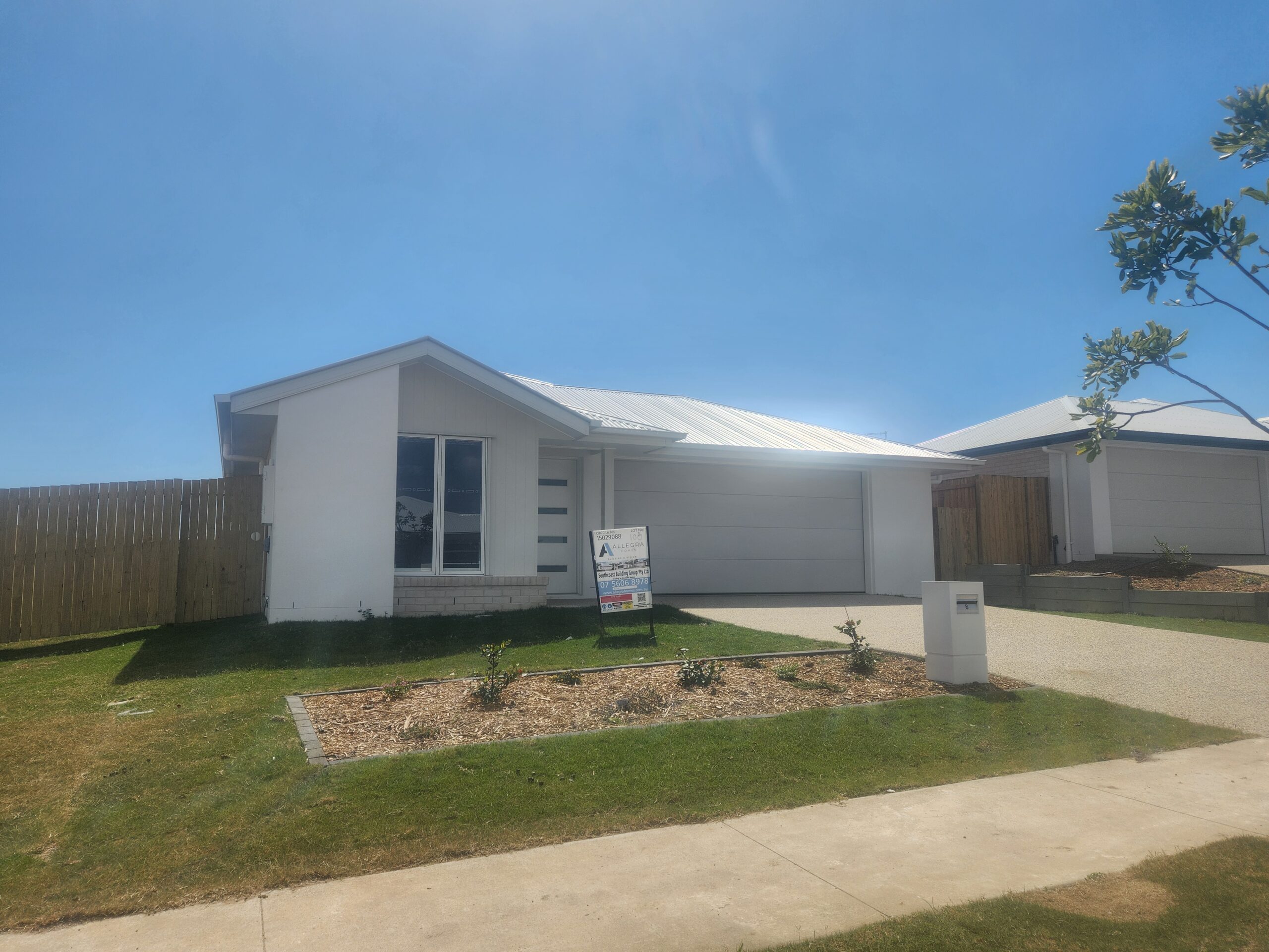 8 Evi Circuit, PIALBA, QLD 4655 AUS