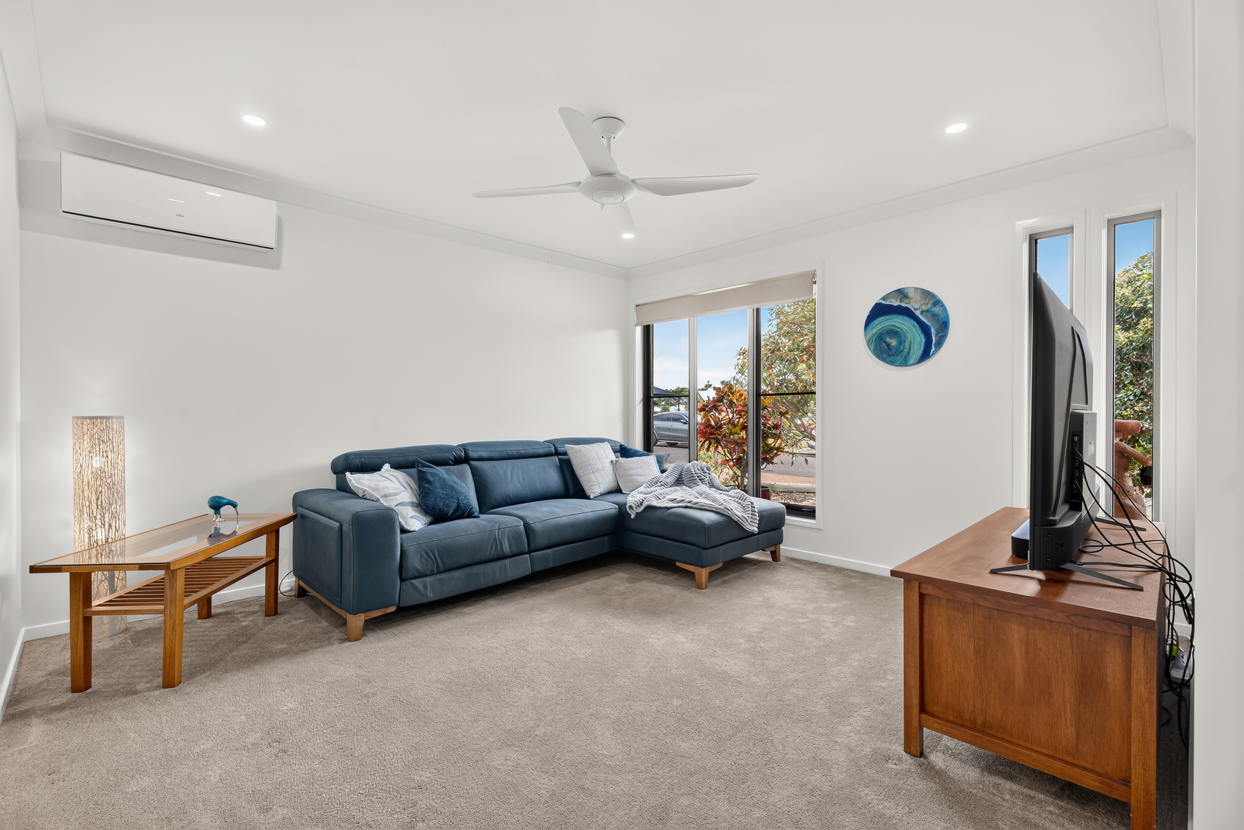 10 Dawes Crescent, URRAWEEN, QLD 4655 AUS