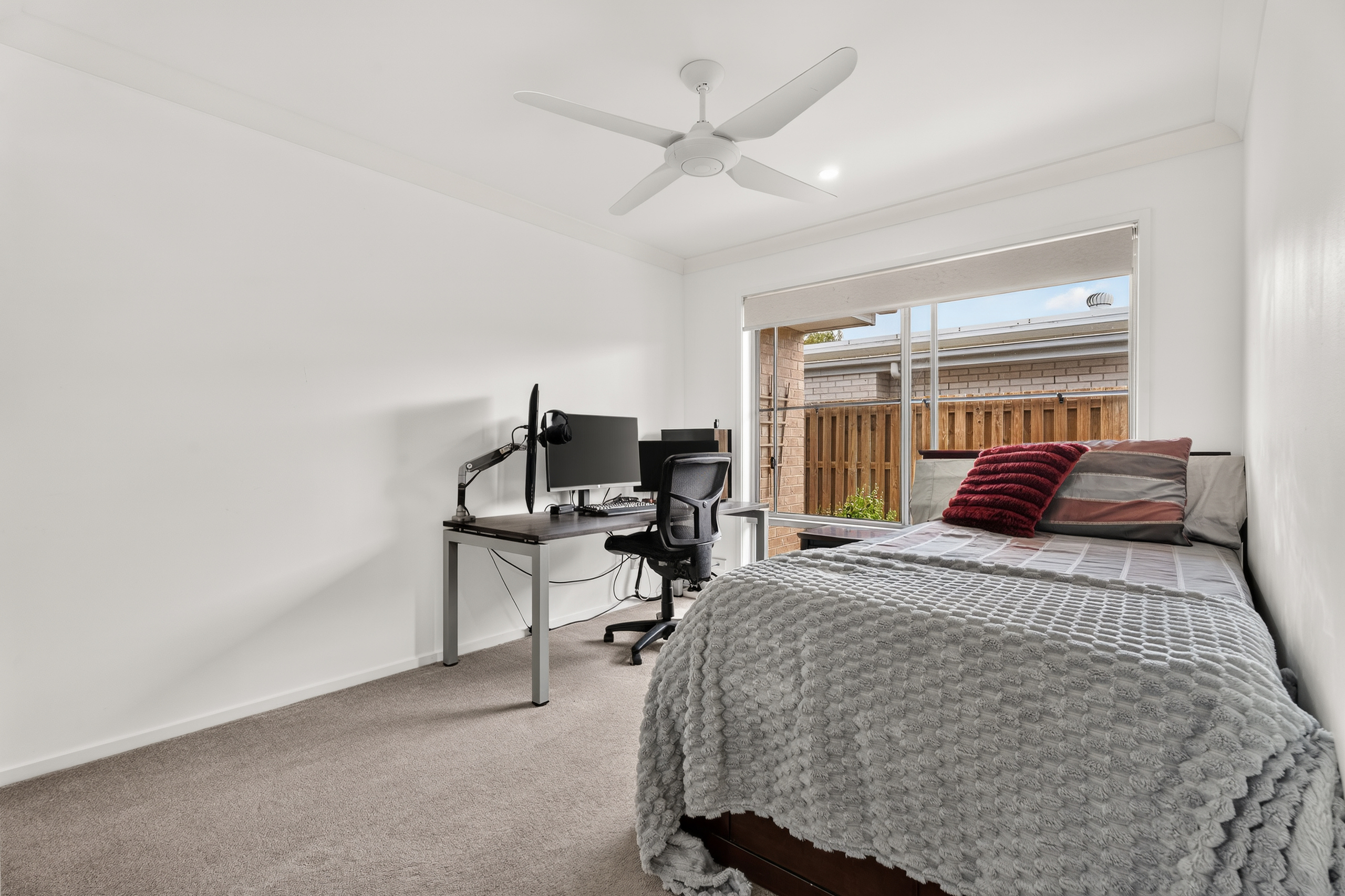 10 Dawes Crescent, URRAWEEN, QLD 4655 AUS