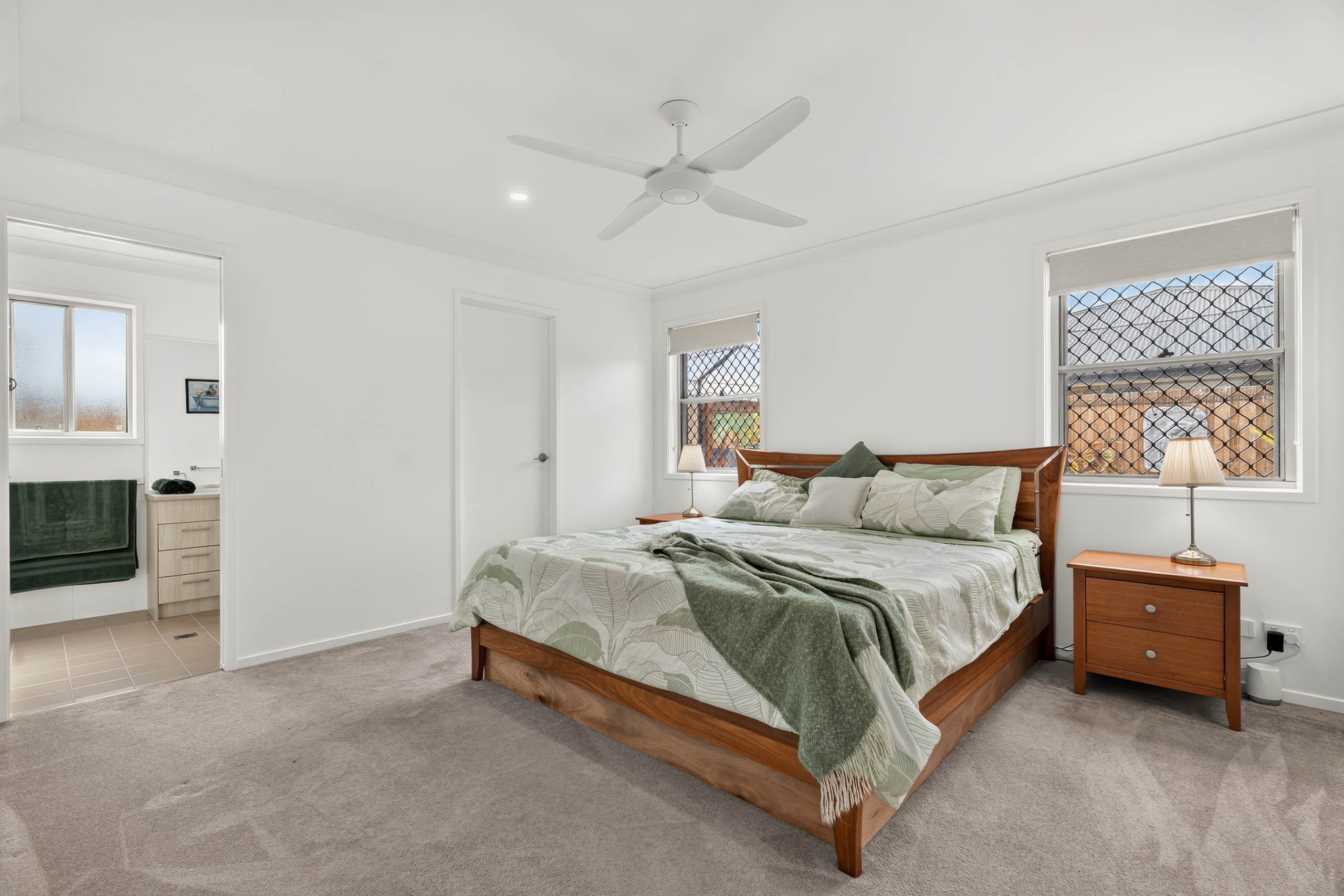 10 Dawes Crescent, URRAWEEN, QLD 4655 AUS