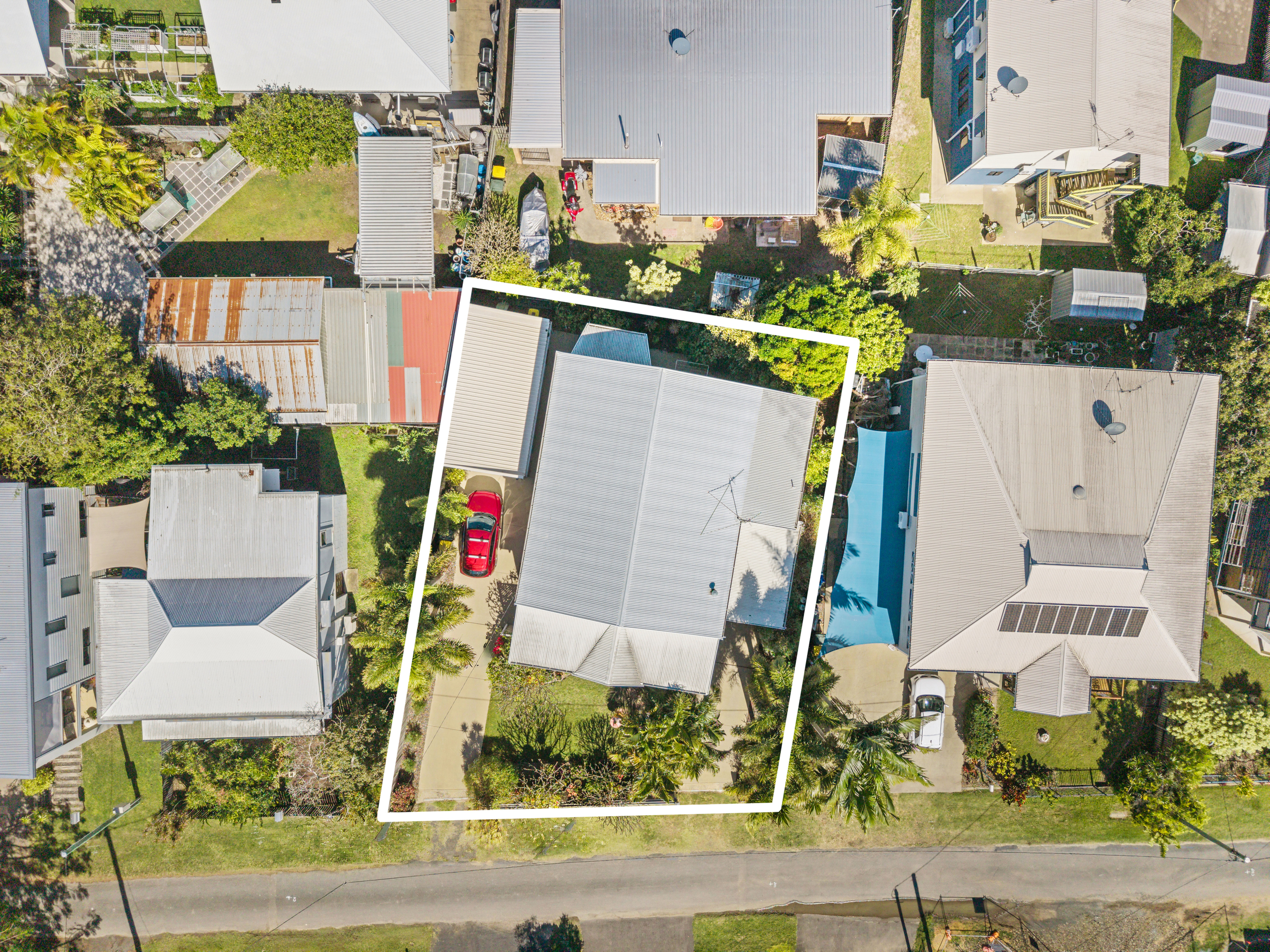 11 Hockley Lane, URANGAN, QLD 4655 AUS