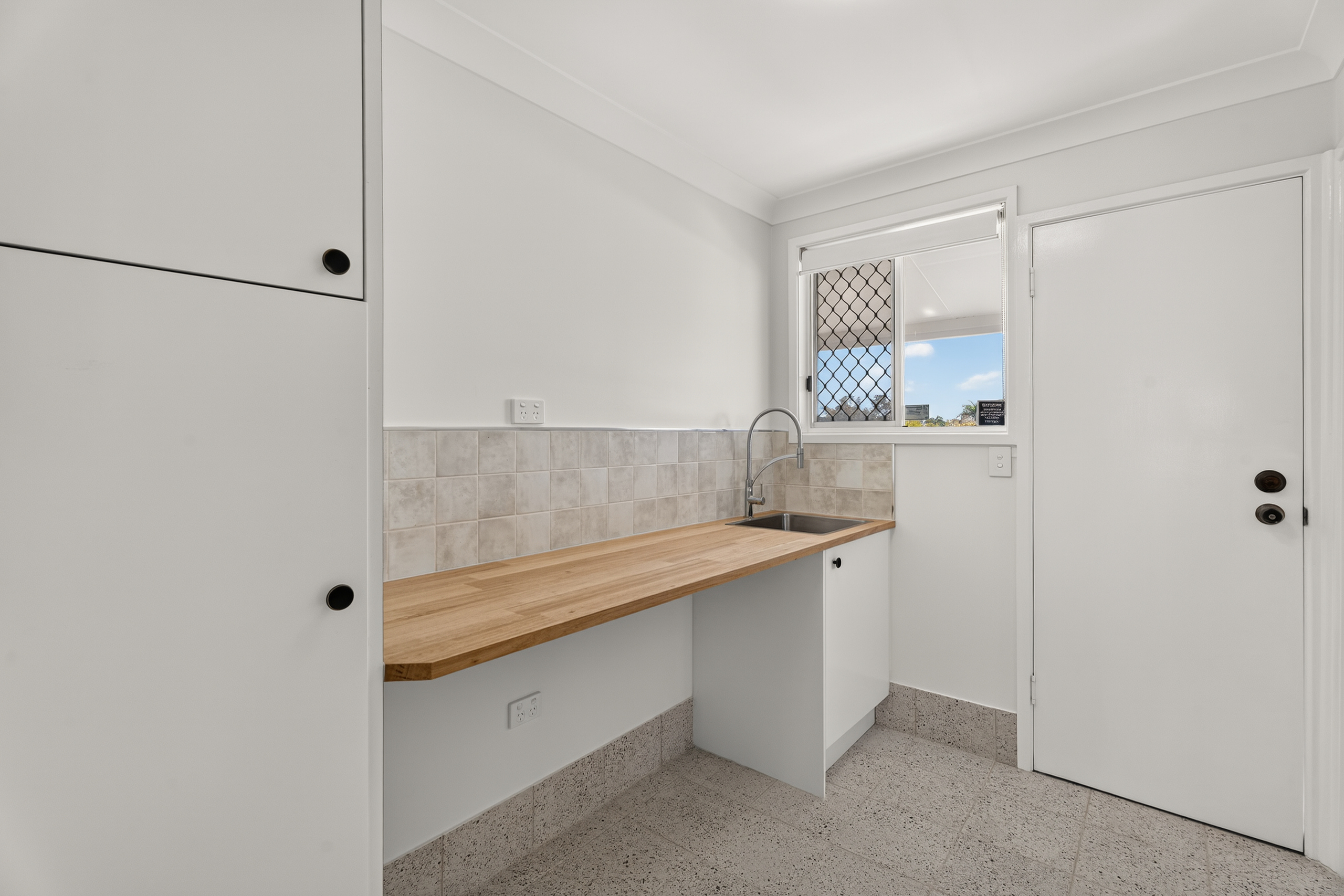 4 Partridge Close, TORQUAY, QLD 4655 AUS
