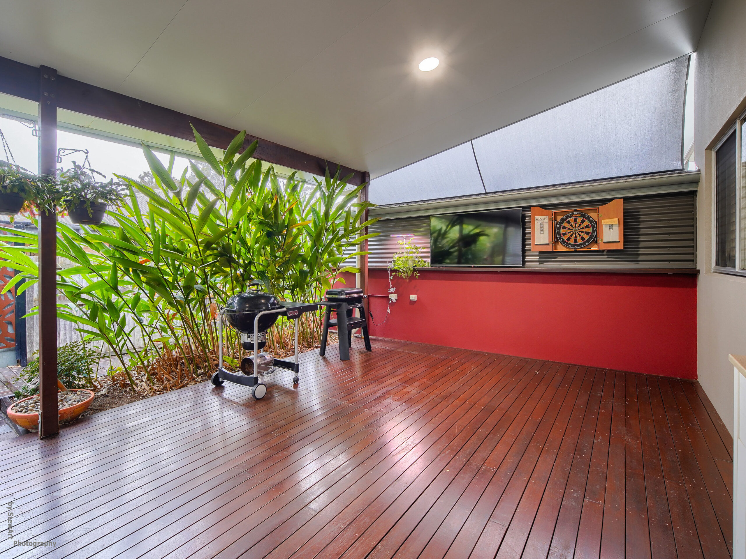 22 Parraweena Court, POINT VERNON, QLD 4655 AUS