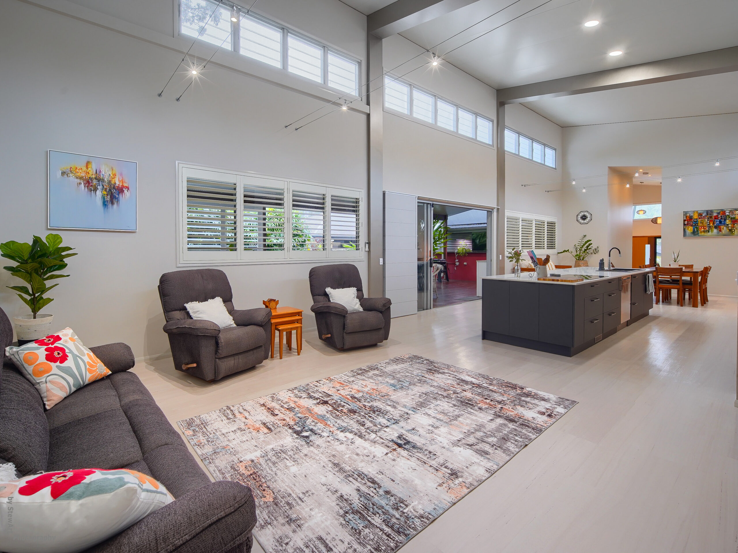 22 Parraweena Court, POINT VERNON, QLD 4655 AUS
