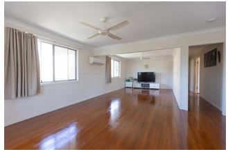 196 Esplanade, POINT VERNON, QLD 4655 AUS