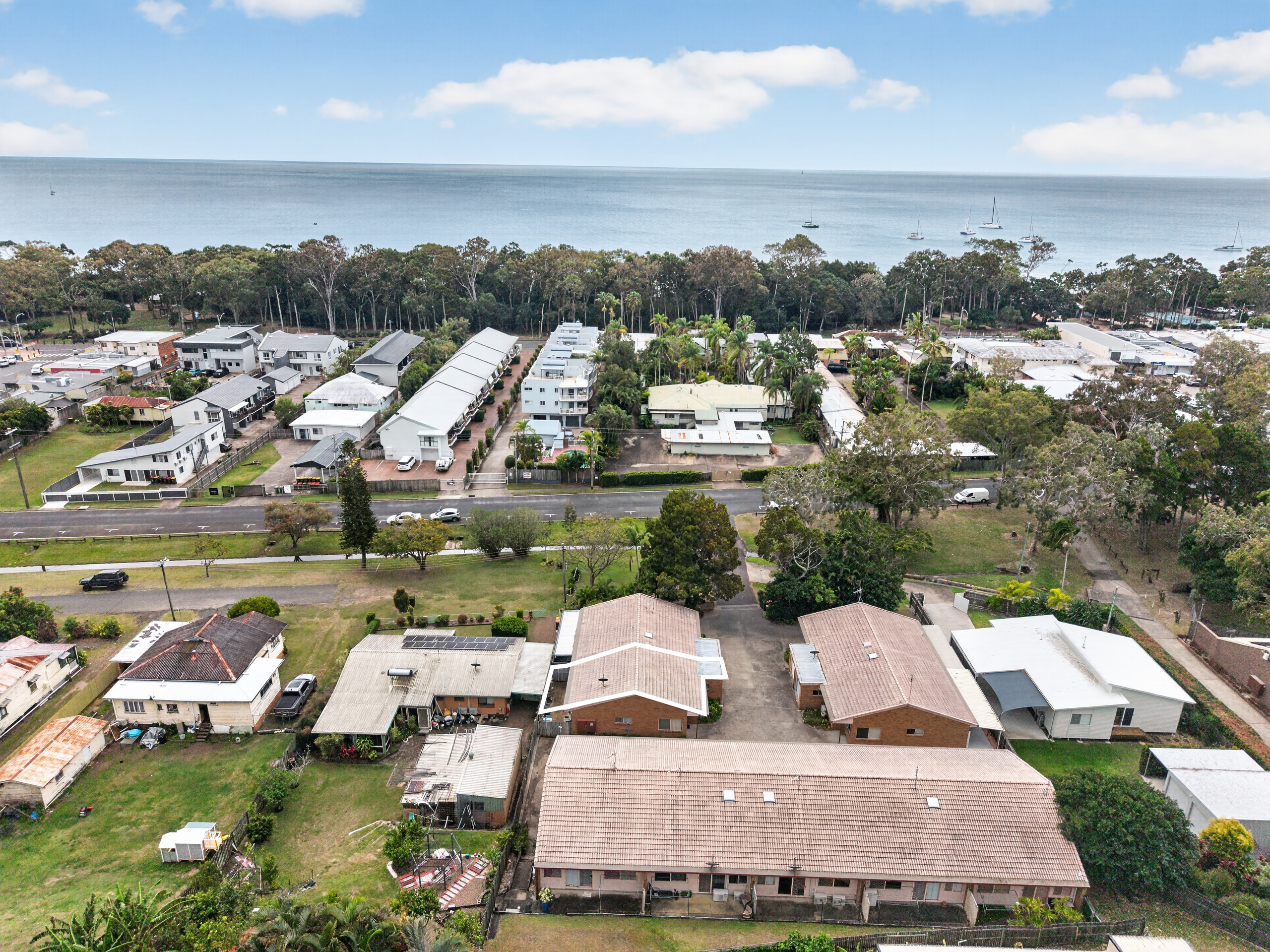 2/119 Freshwater Street, TORQUAY, QLD 4655 AUS