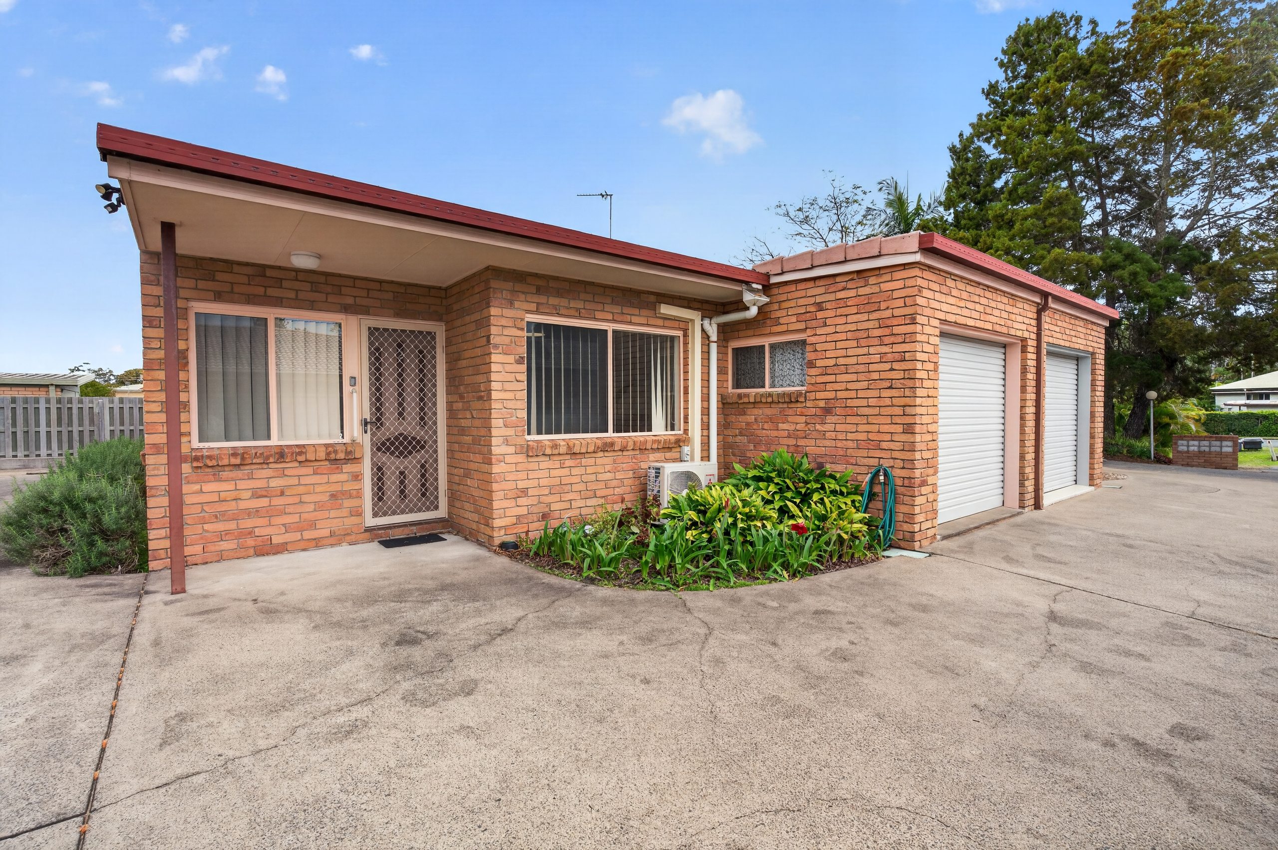 2/119 Freshwater Street, TORQUAY, QLD 4655 AUS