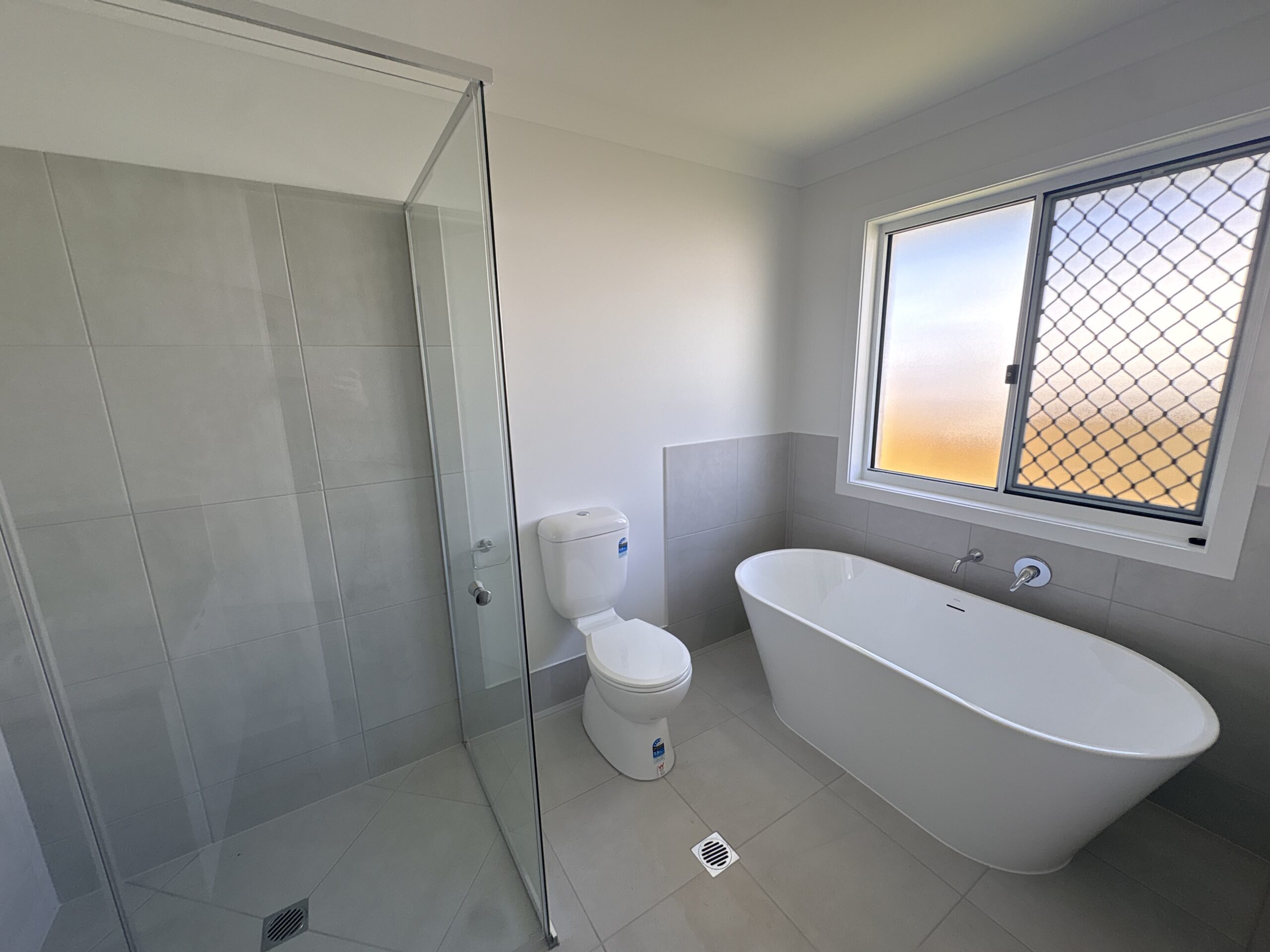 8 Evi Circuit, PIALBA, QLD 4655 AUS